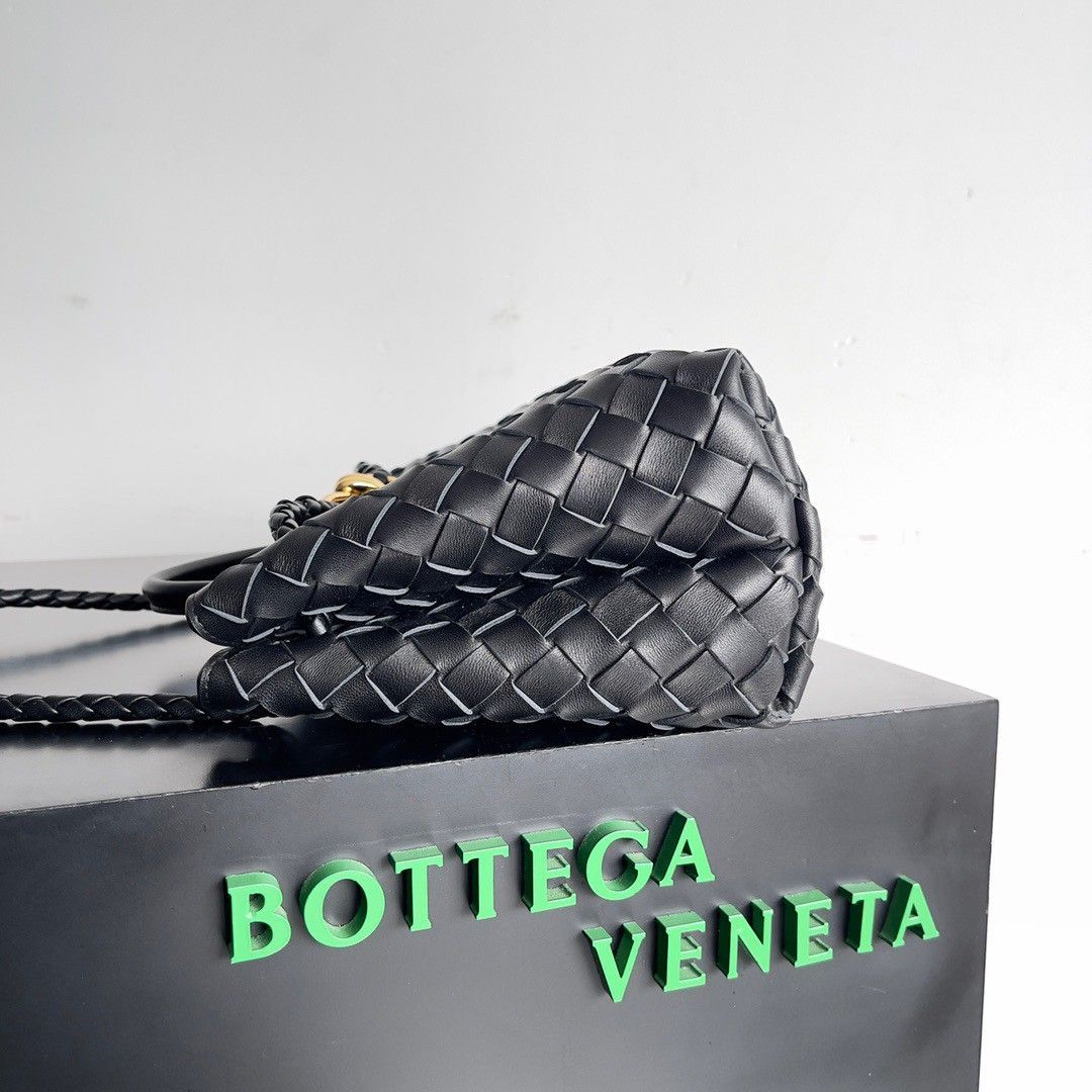 Bottega Veneta Andiamo Small East West Bag In Black Intrecciato Lambskin