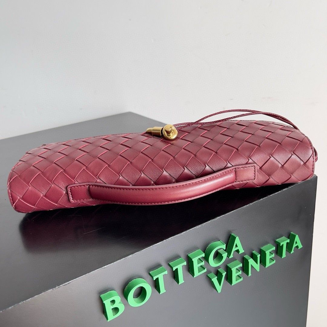 Bottega Veneta Andiamo Clutch with Handle in Barolo Intrecciato Lambskin