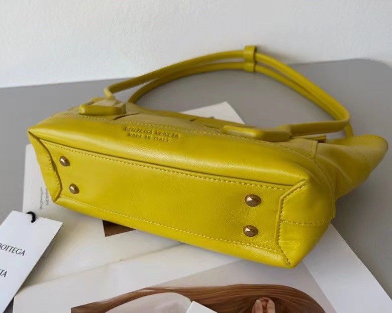 Bottega Veneta Arco Small Bag In Yellow Intrecciato Leather