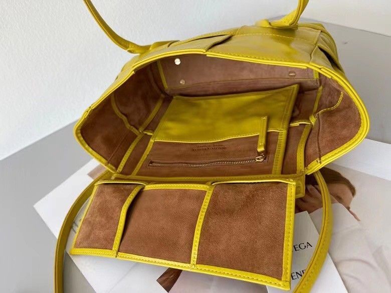 Bottega Veneta Arco Small Bag In Yellow Intrecciato Leather