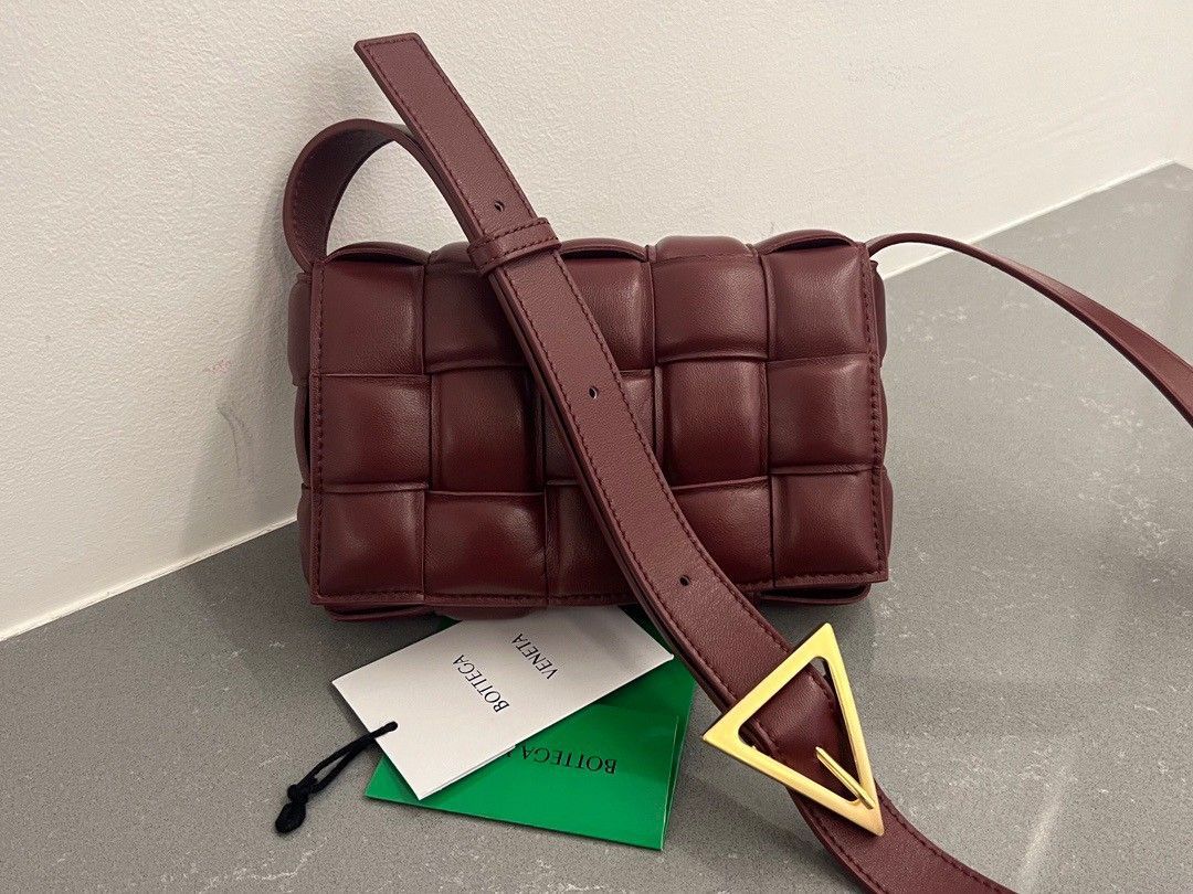 Bottega Veneta Small Padded Cassette Bag In Barolo Lambskin