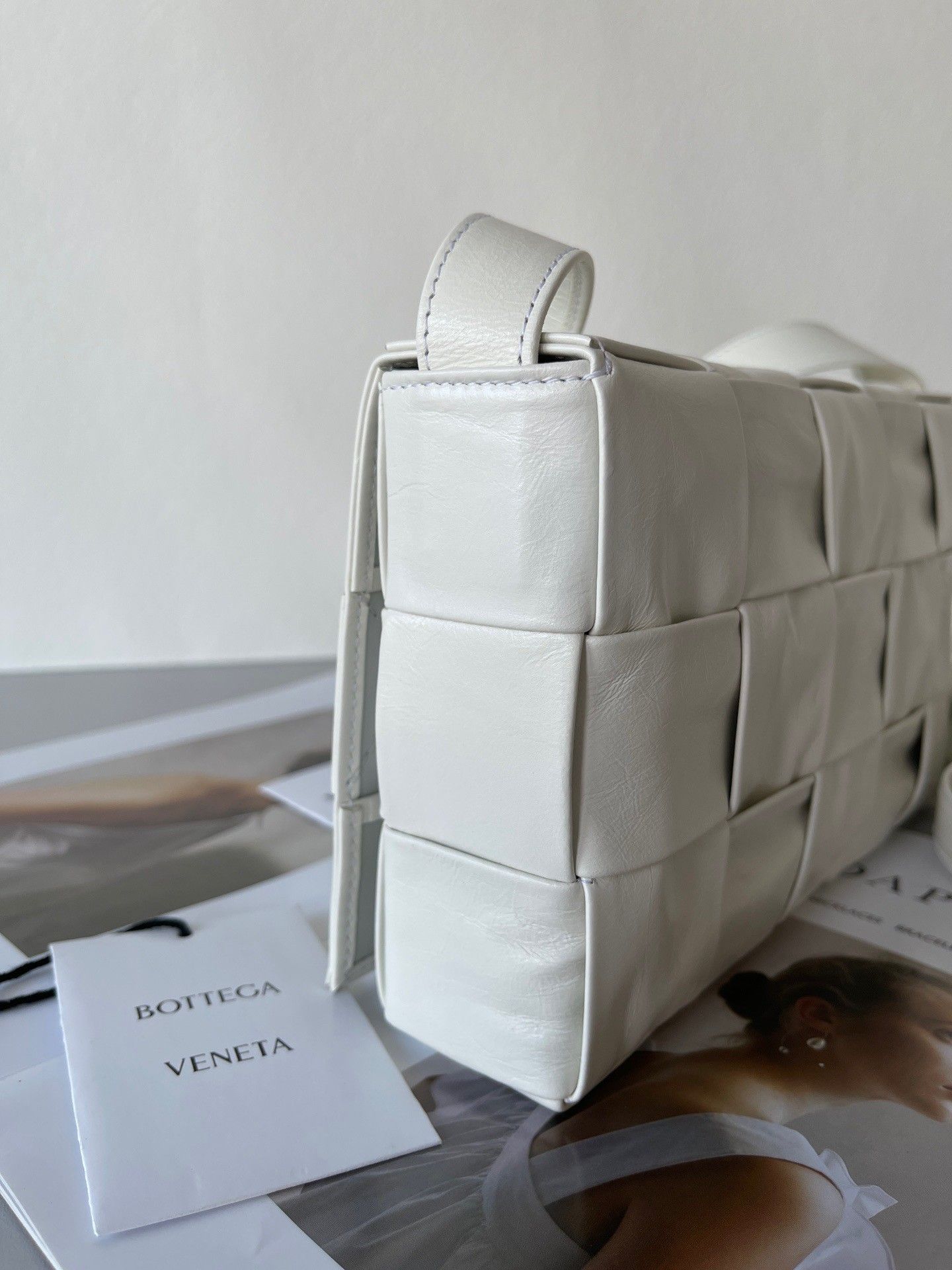 Bottega Veneta Cassette Bag In White Wrinkled Intreccio Calfskin