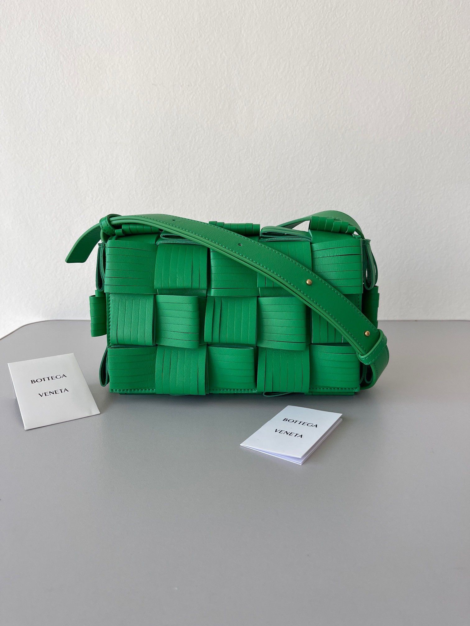 Bottega Veneta Cassette Fringed Bag In Parakeet Lambskin