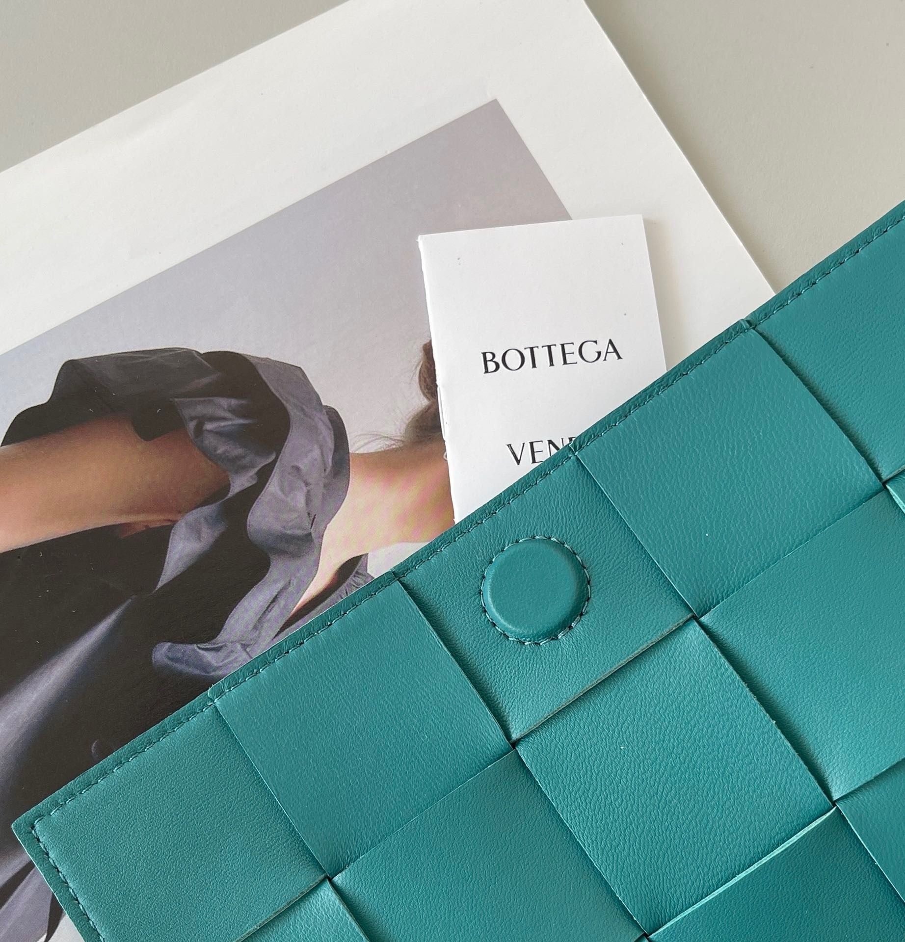 Bottega Veneta Cassette Bag In Blaster Intreccio Lambskin