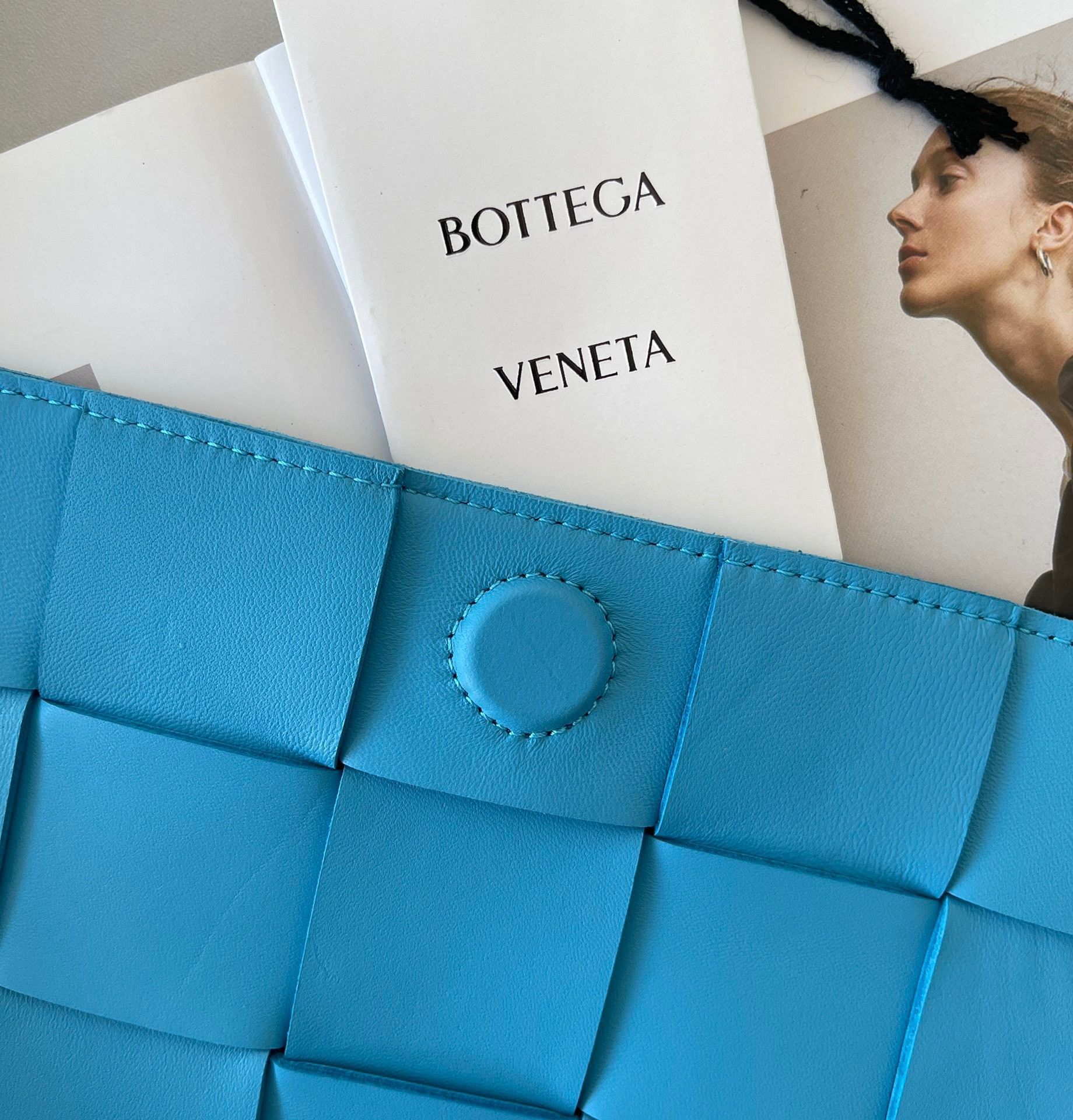 Bottega Veneta Cassette Bag In Mallard Intreccio Lambskin