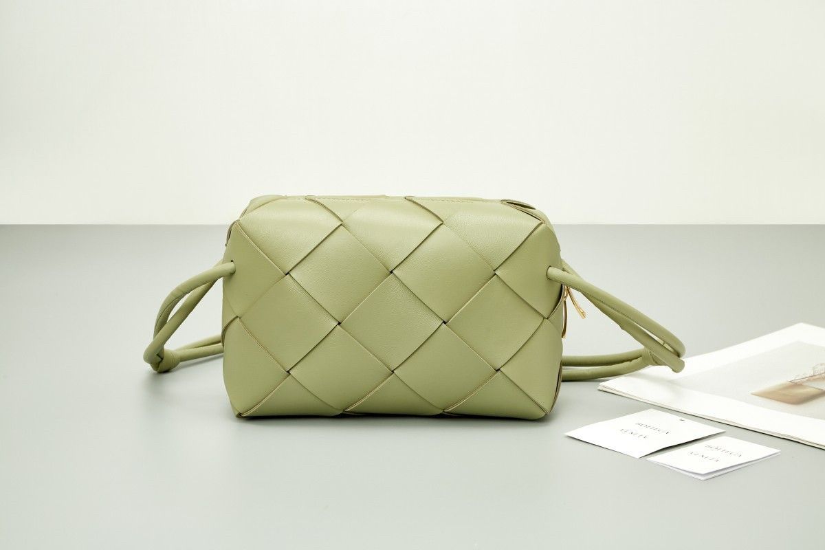 Bottega Veneta Small Cassette Camera Bag In Travertine Lambskin