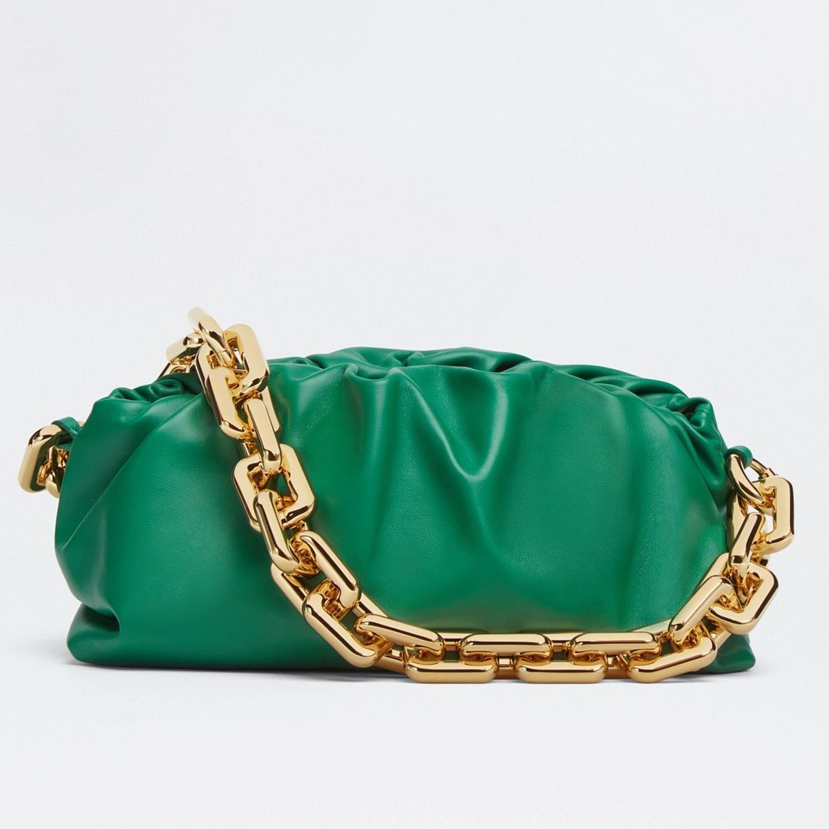 Bottega Veneta The Chain Pouch Bag In Green Calfskin