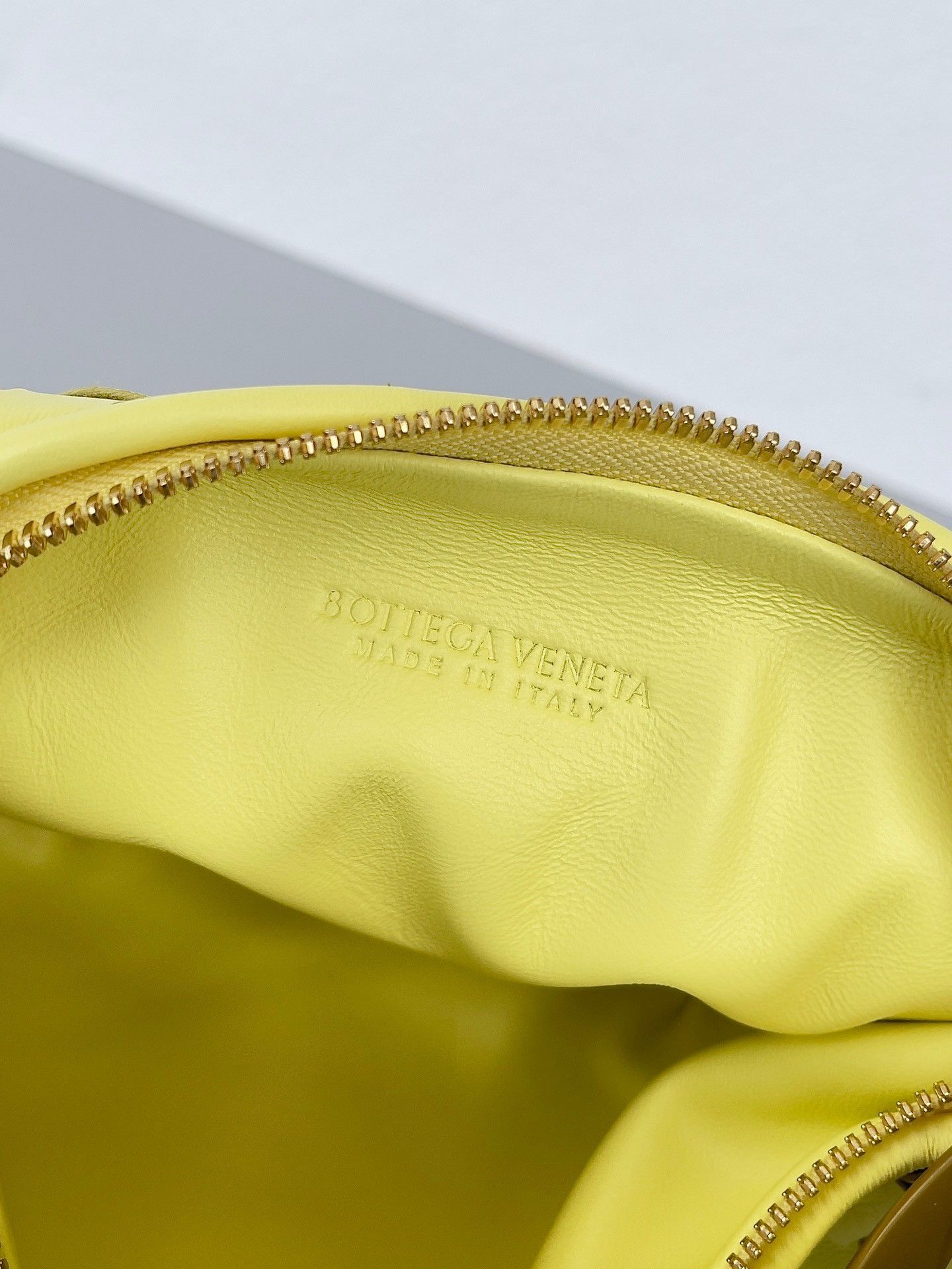 Bottega Veneta BV Jodie Mini Bag In Lantern Intrecciato Lambskin