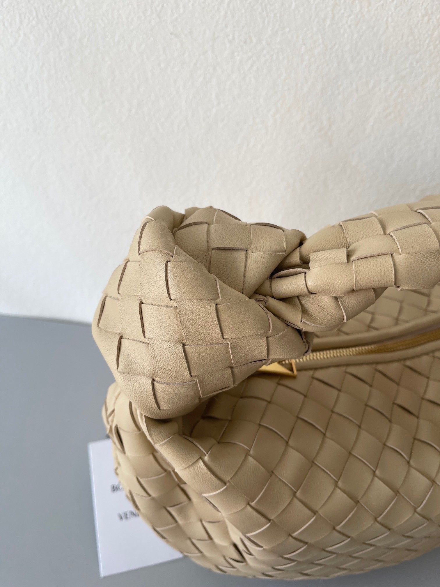 Bottega Veneta BV Jodie Teen Bag In Porridge Intrecciato Lambskin