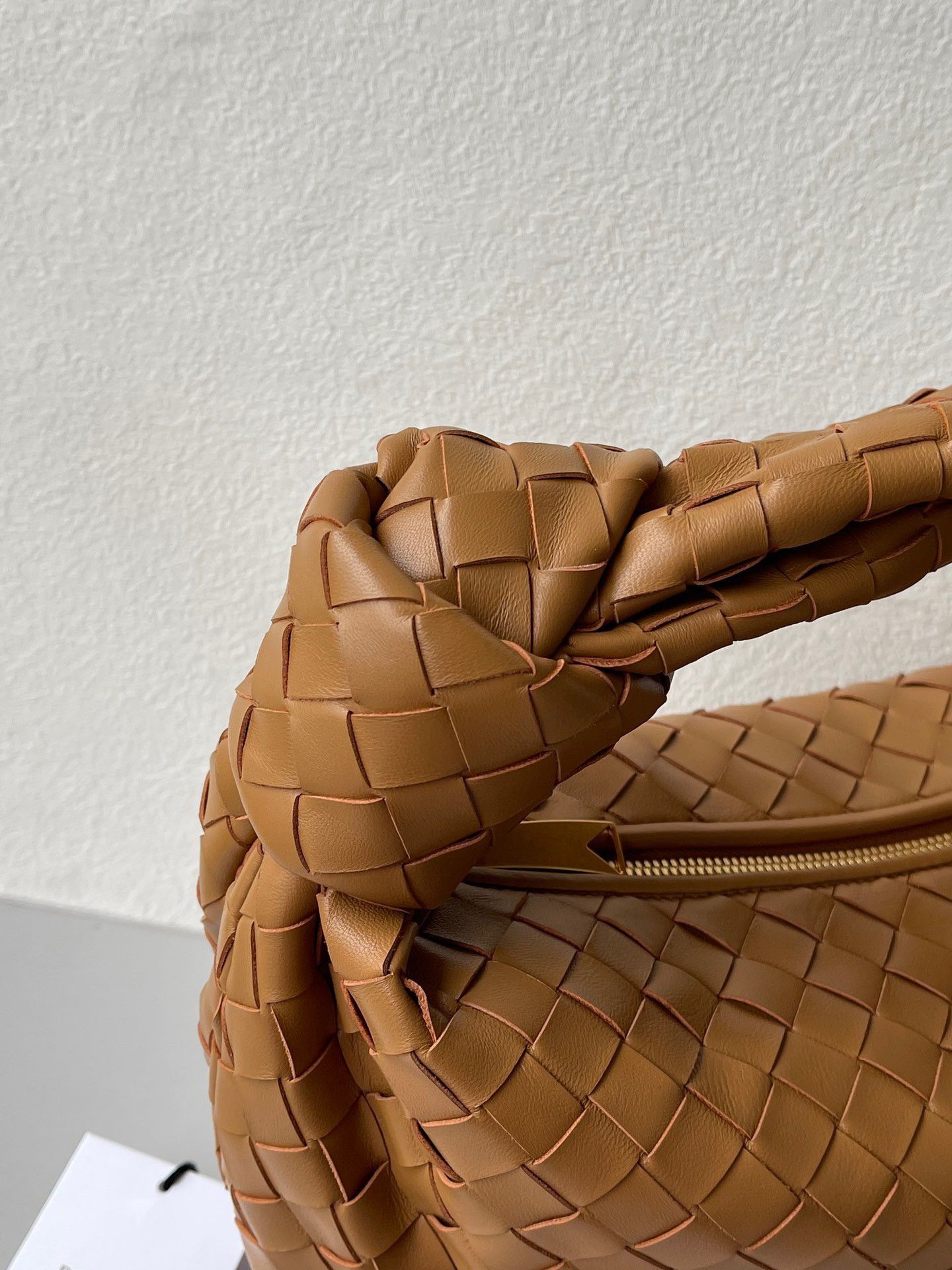 Bottega Veneta BV Jodie Teen Bag In Caramel Intrecciato Lambskin