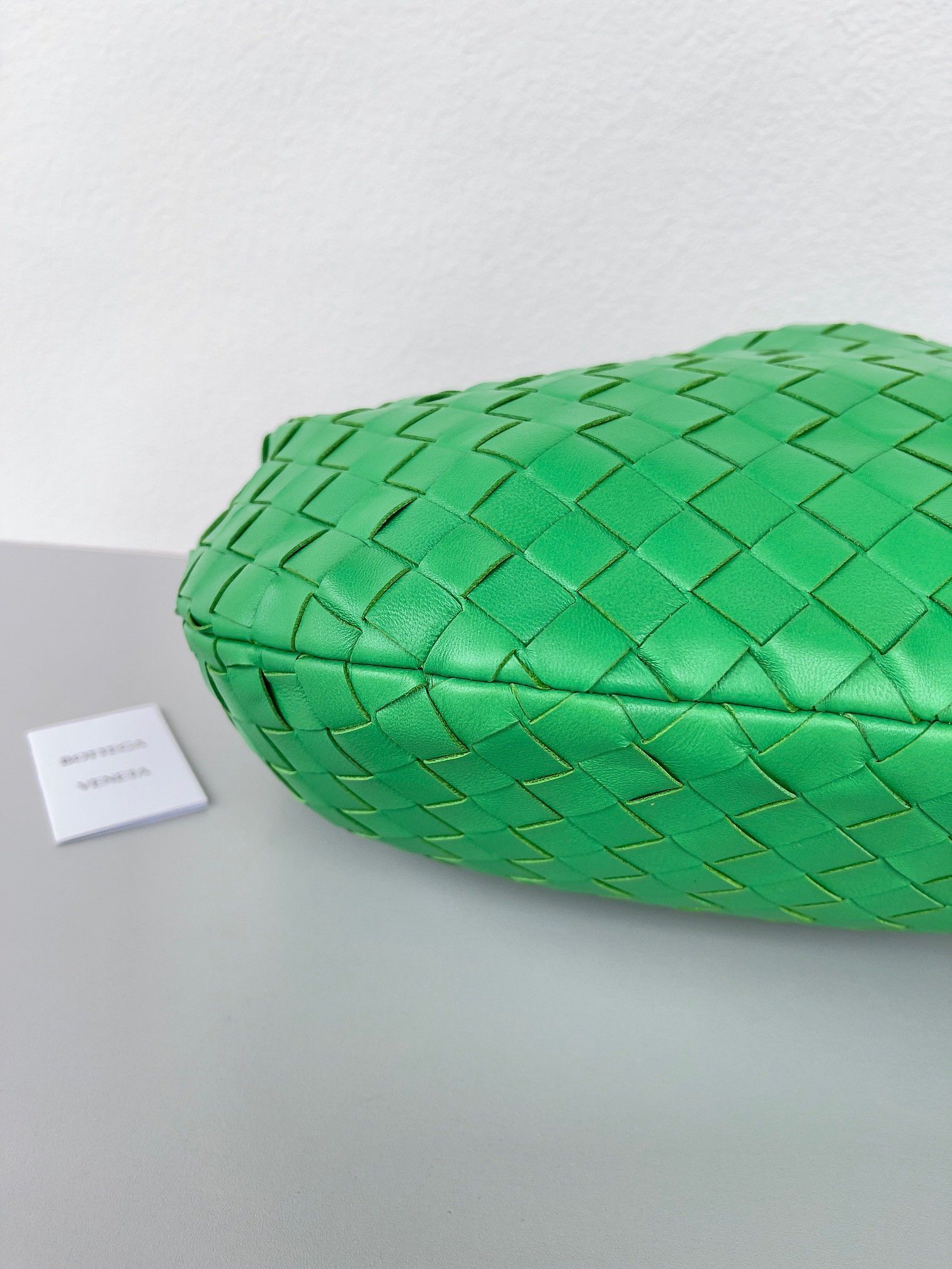 Bottega Veneta BV Jodie Teen Bag In Parakeet Intrecciato Lambskin