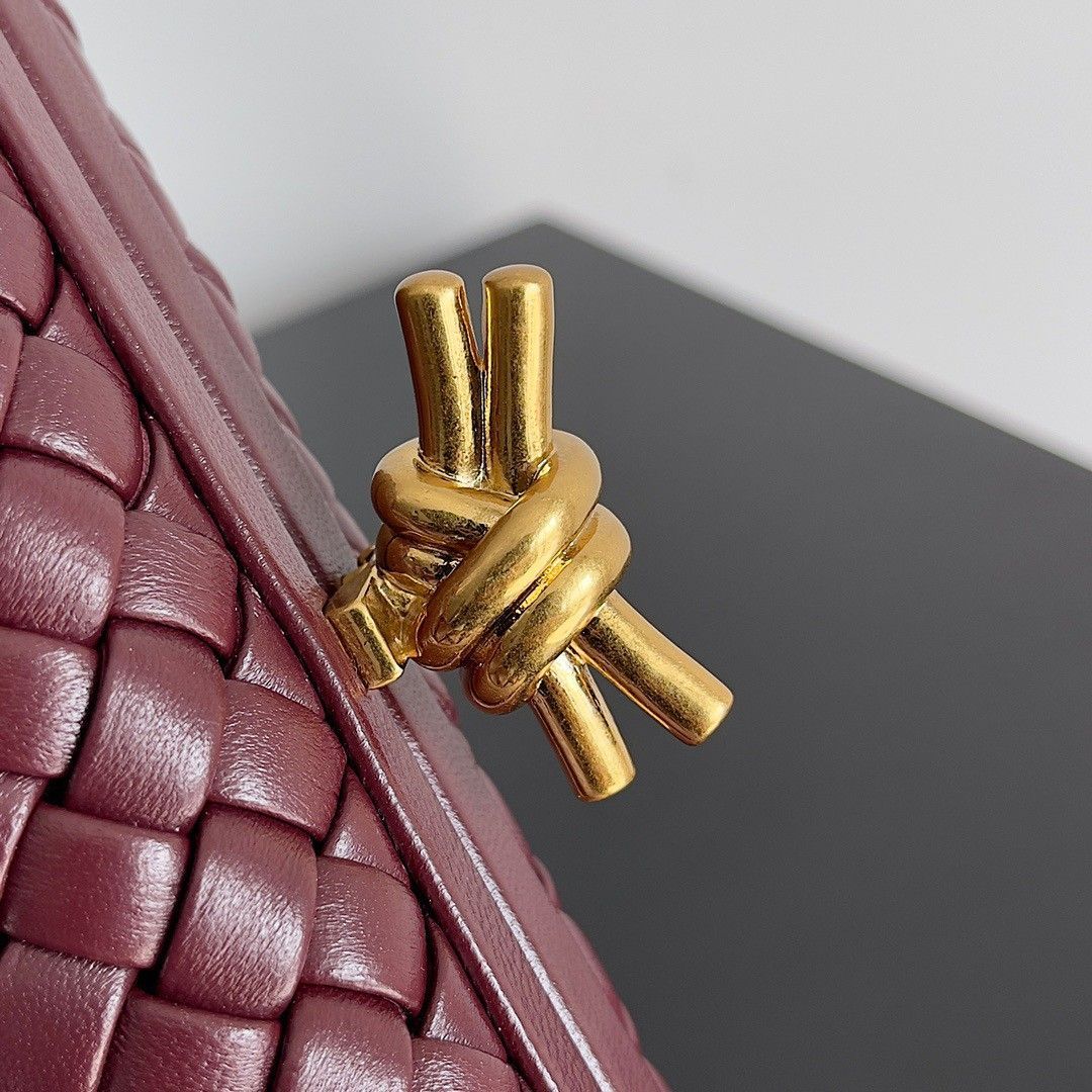 Bottega Veneta Knot Minaudiere Clutch In Bordeaux Intrecciato Lambskin