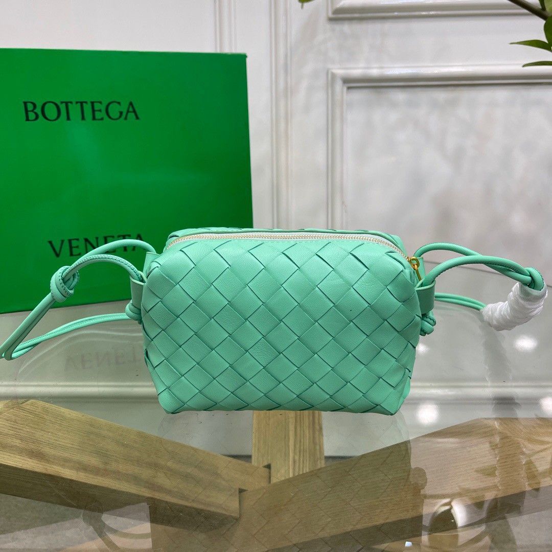 Bottega Veneta Loop Mini Bag In Fountain Intrecciato Lambskin