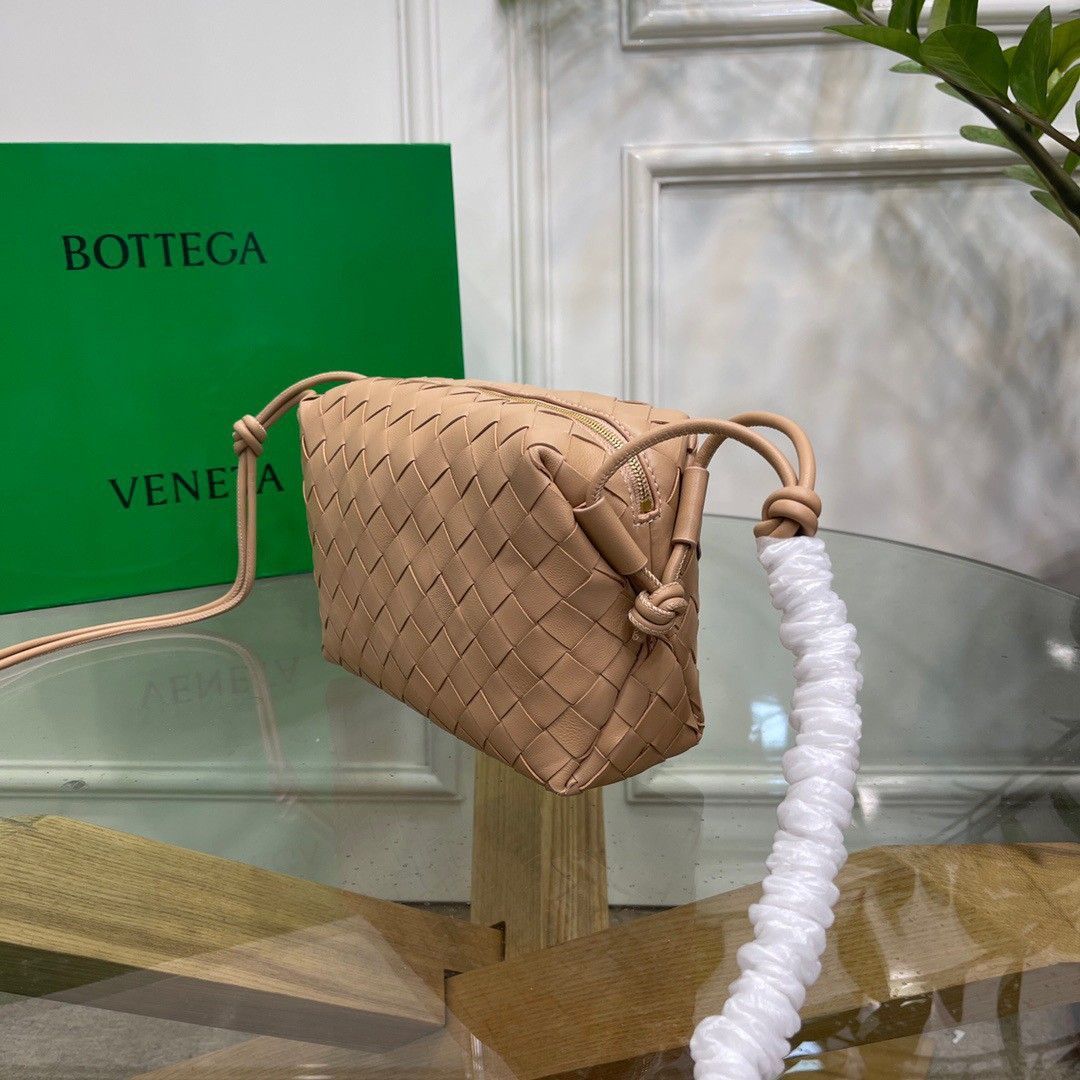 Bottega Veneta Loop Small Bag In Almond Intrecciato Lambskin