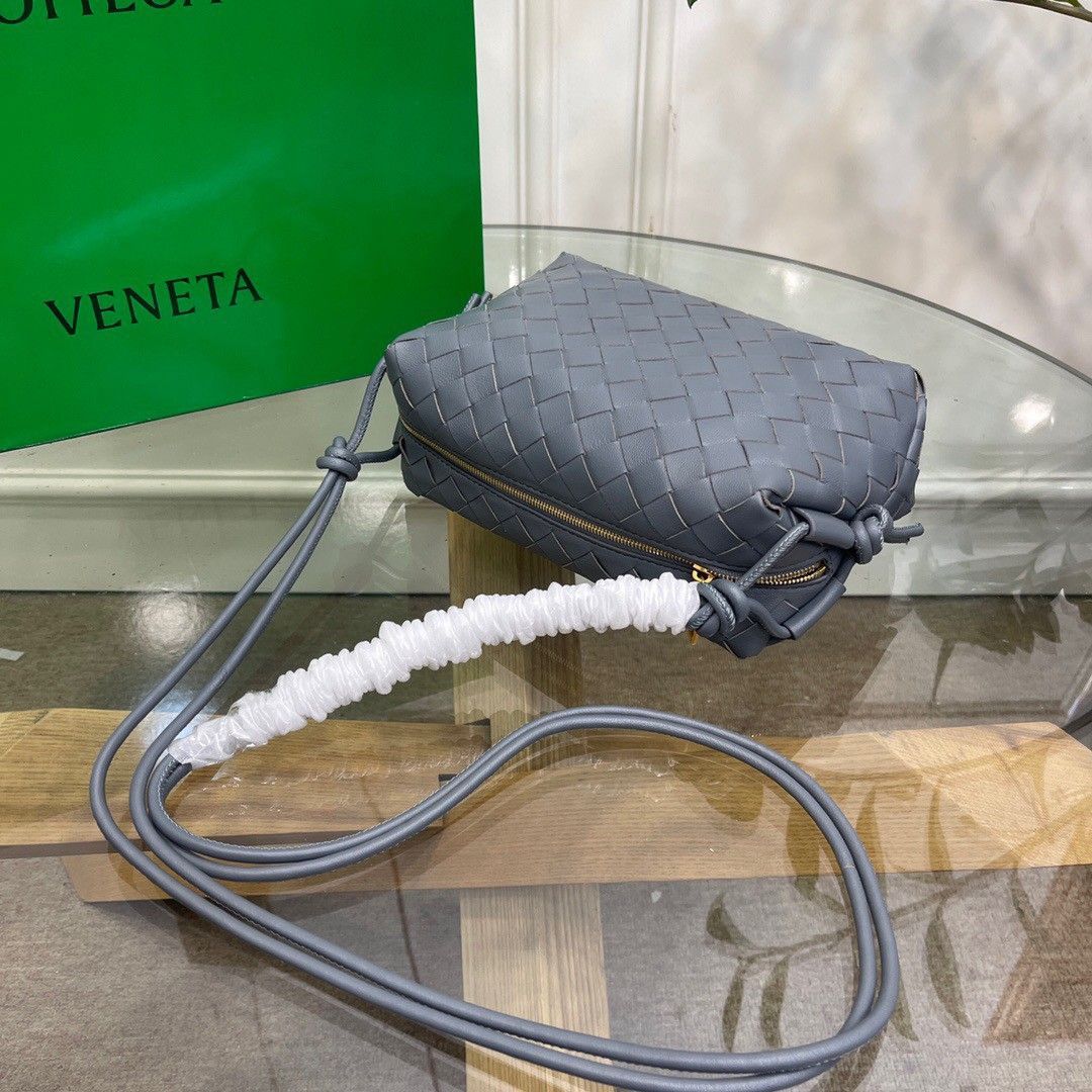 Bottega Veneta Loop Small Bag In Grey Intrecciato Lambskin