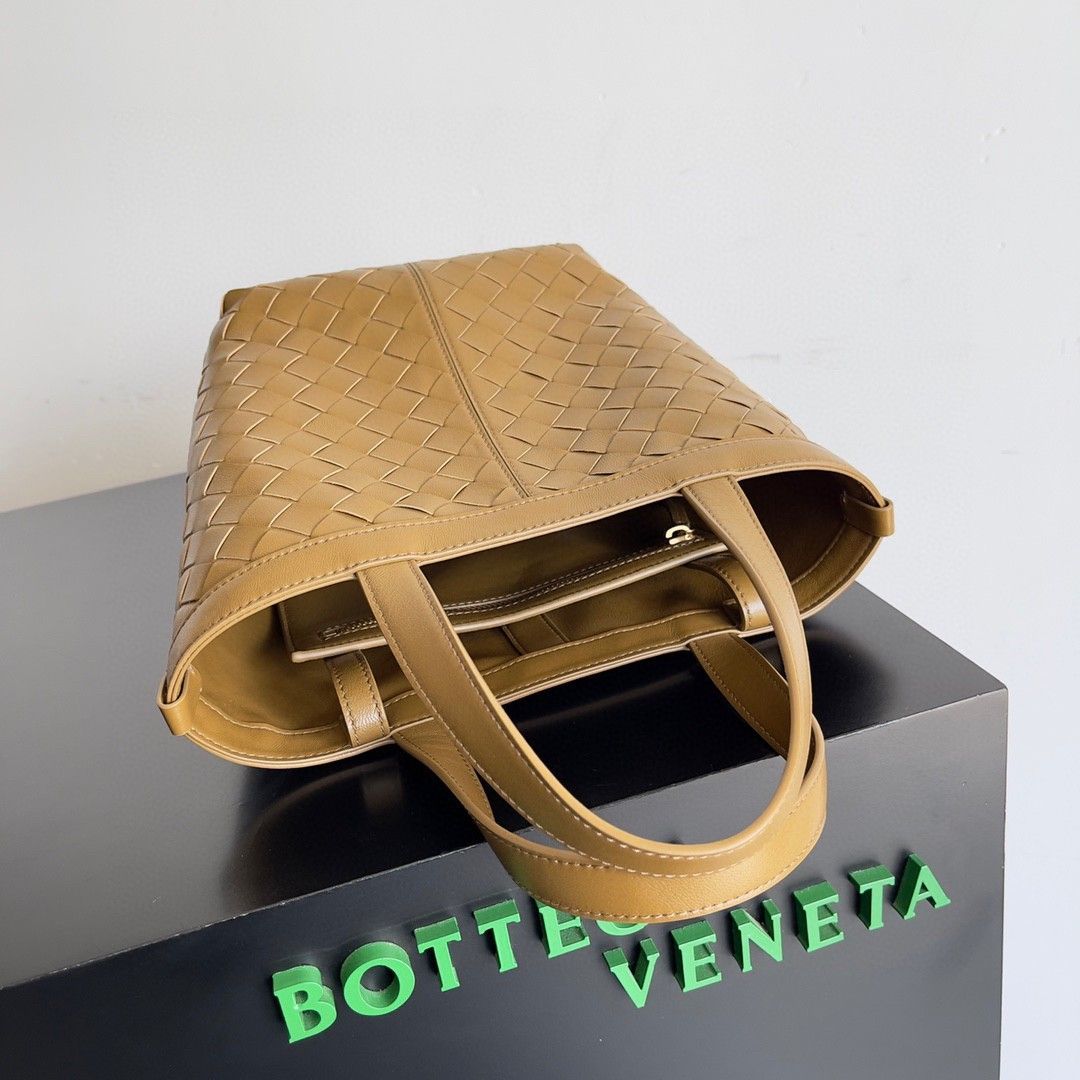 Bottega Veneta Small Flip Flap Bag in Acorn Intrecciato Lambskin