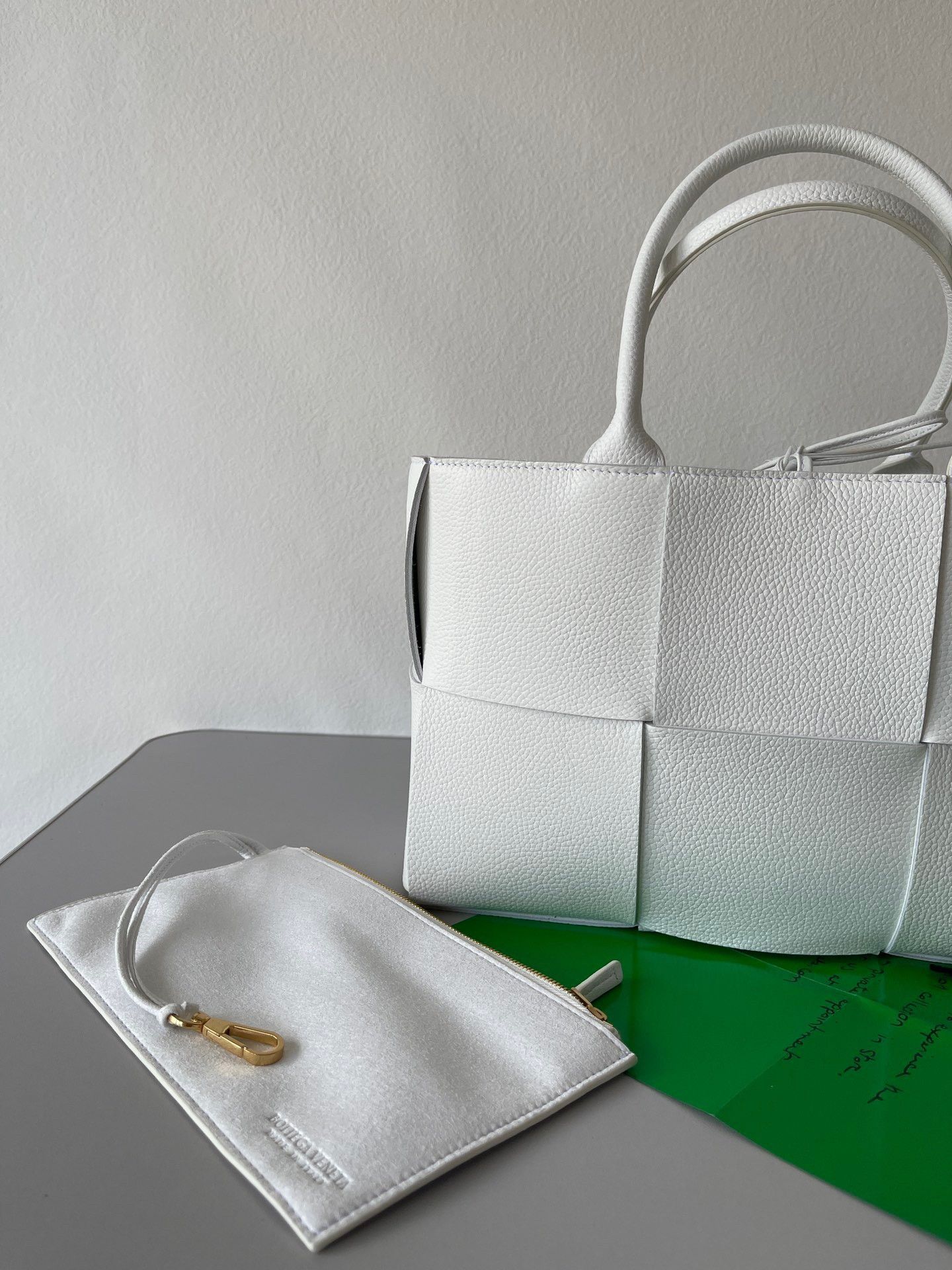 Bottega Veneta Arco Small Tote In White Grained Calfskin