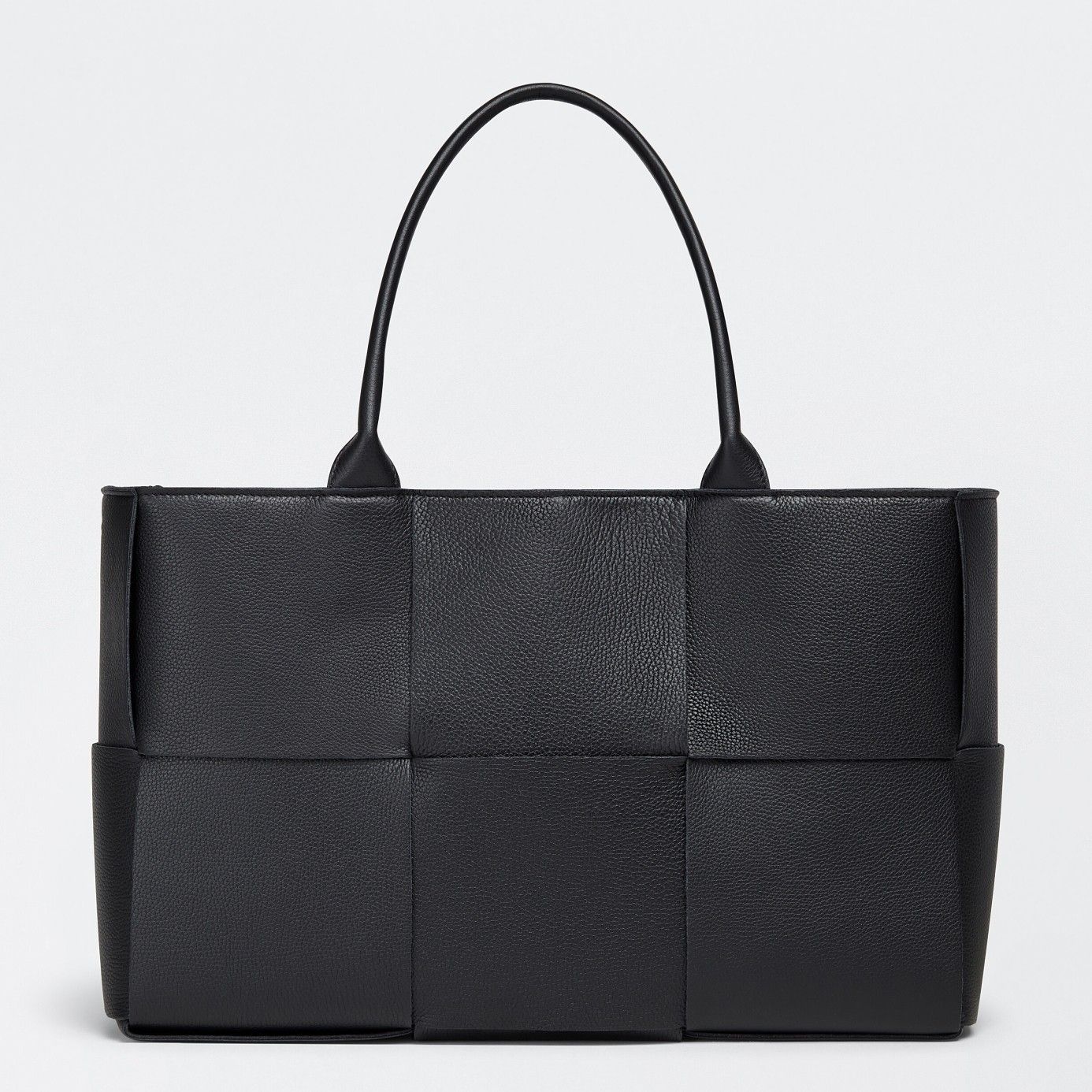 Bottega Veneta Arco Medium Tote In Black Intrecciato Calfskin