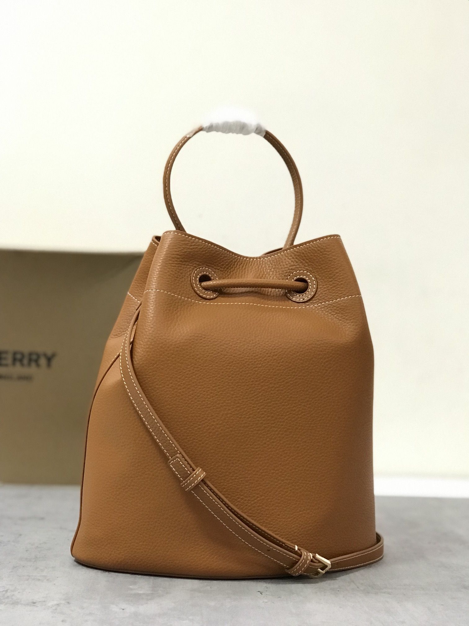 Burberry Small TB Bucket Bag Warm Russet Brown