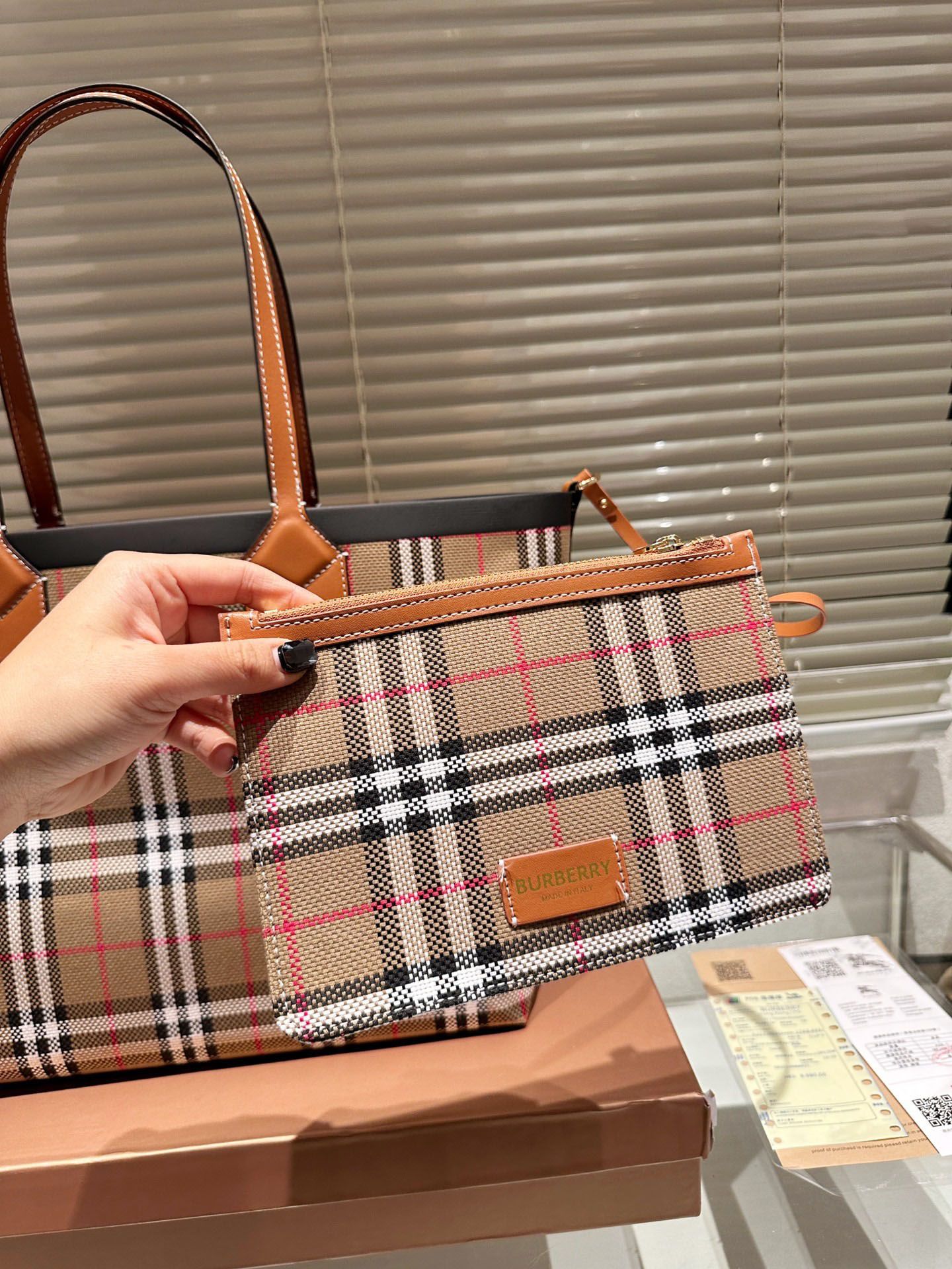 Burberry Large London Tote Briar Brown