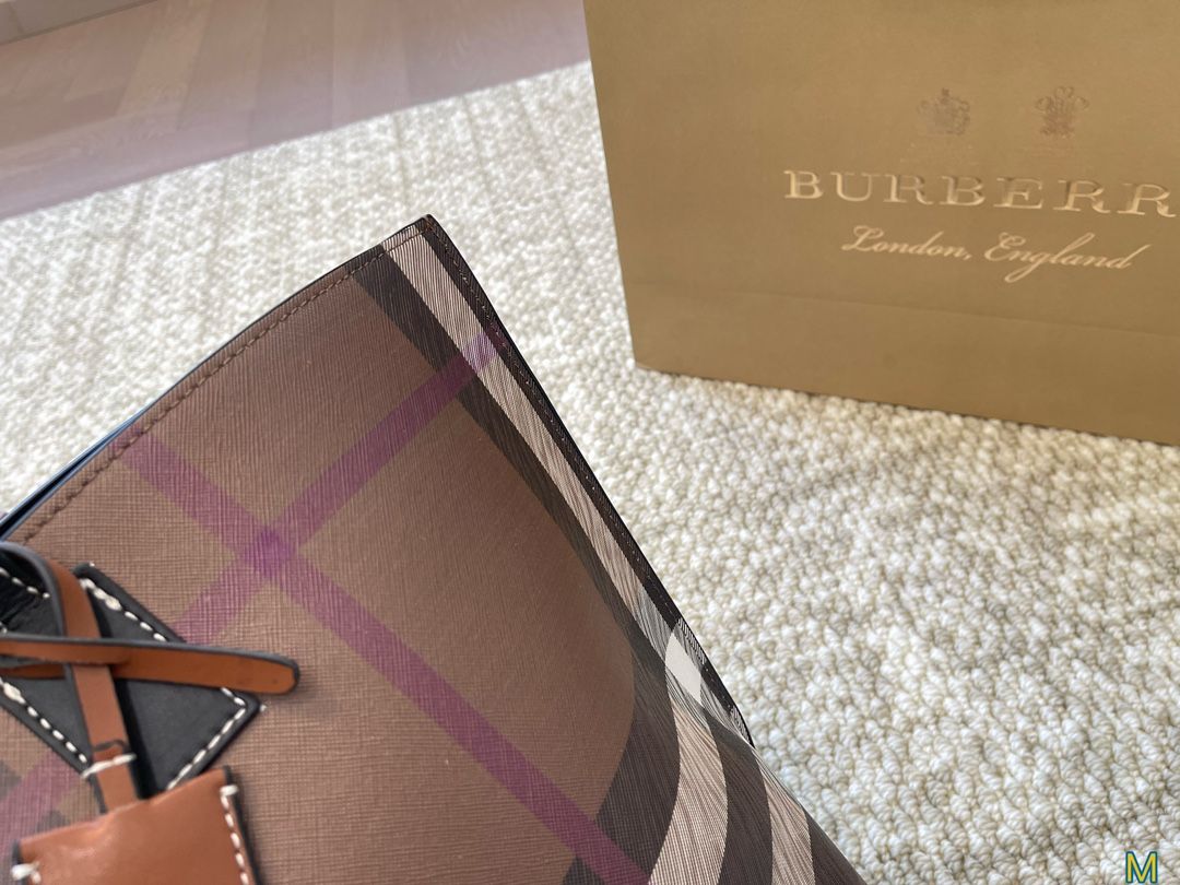 Burberry Medium Check Tote Dark Birch Brown