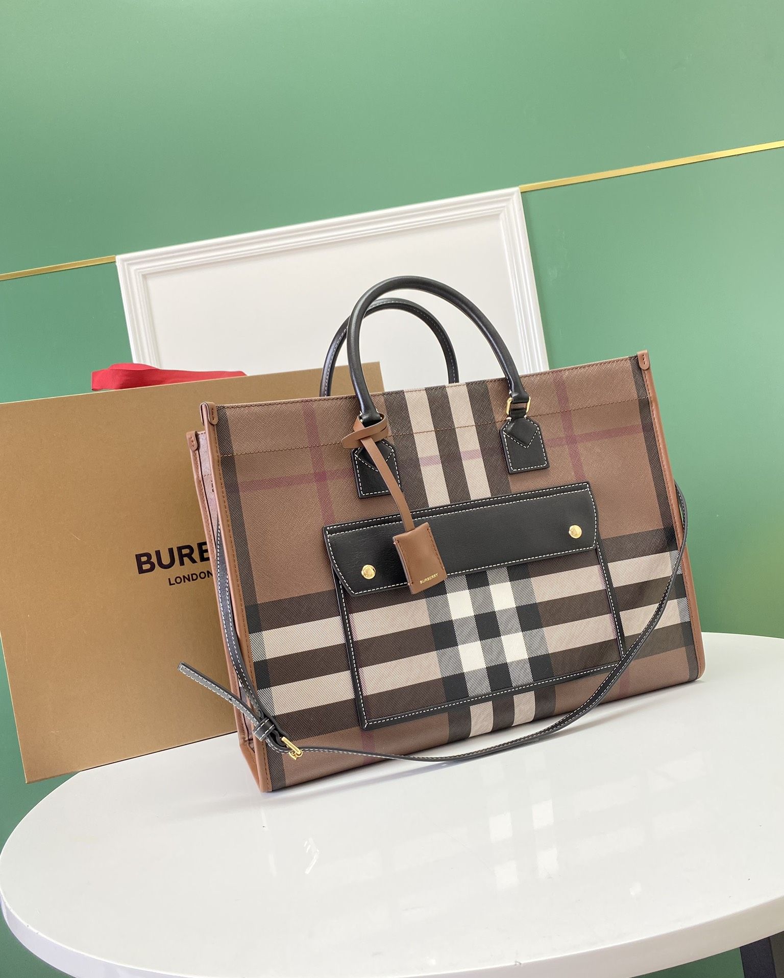 Burberry Medium Freya Tote Dark Birch Brown