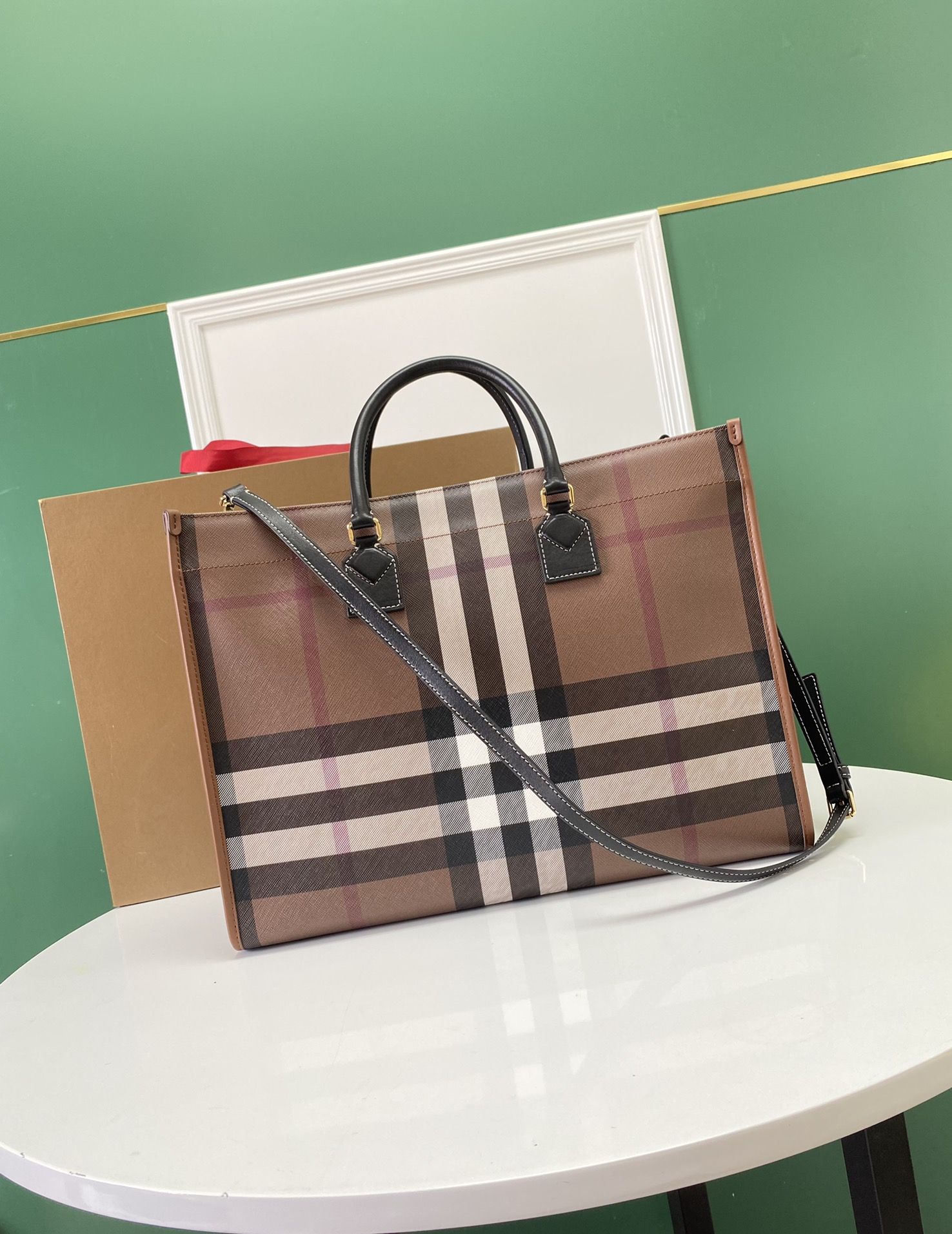 Burberry Medium Freya Tote Dark Birch Brown