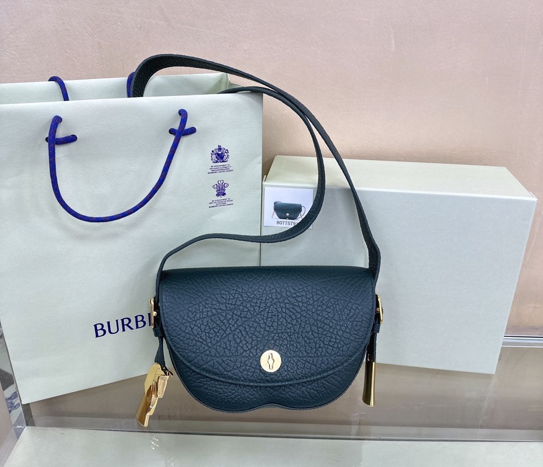 Burberry Chess Satchel Vine