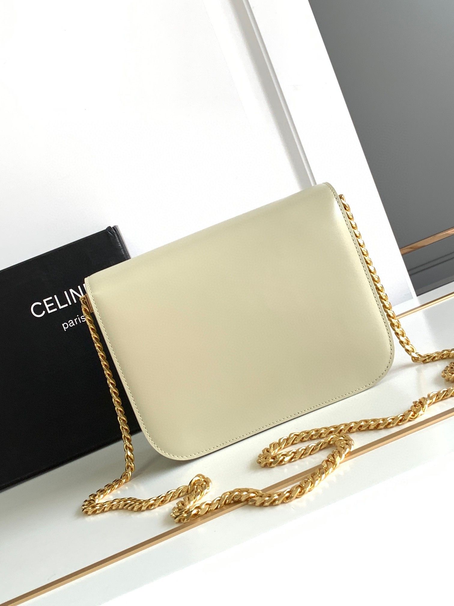 Celine College Triomphe Chain Bag in Pampa Leather