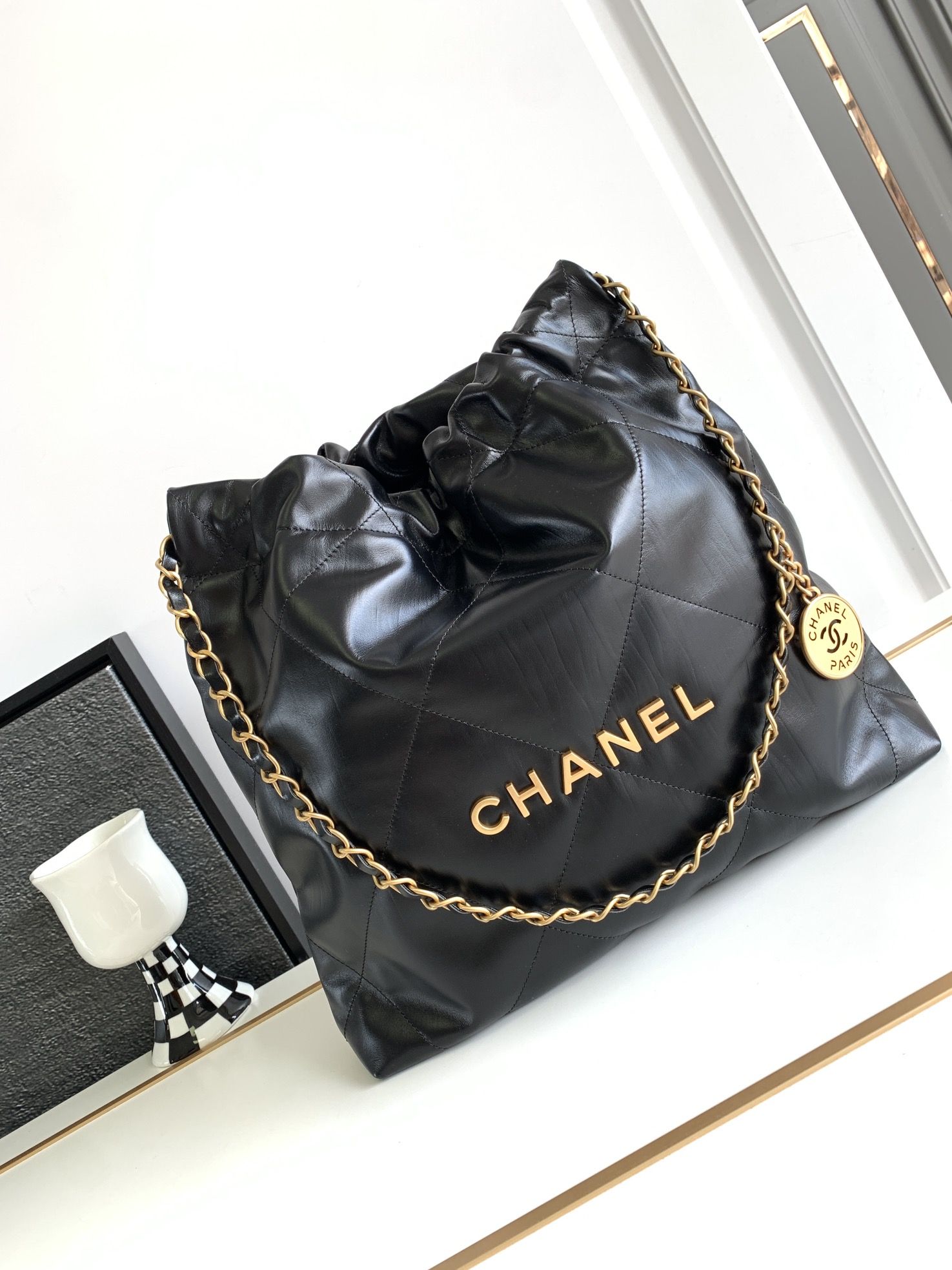 CHANEL 22 Small Handbag Black Calfskin Patent Calfskin Patchwork Gold Tone Metal