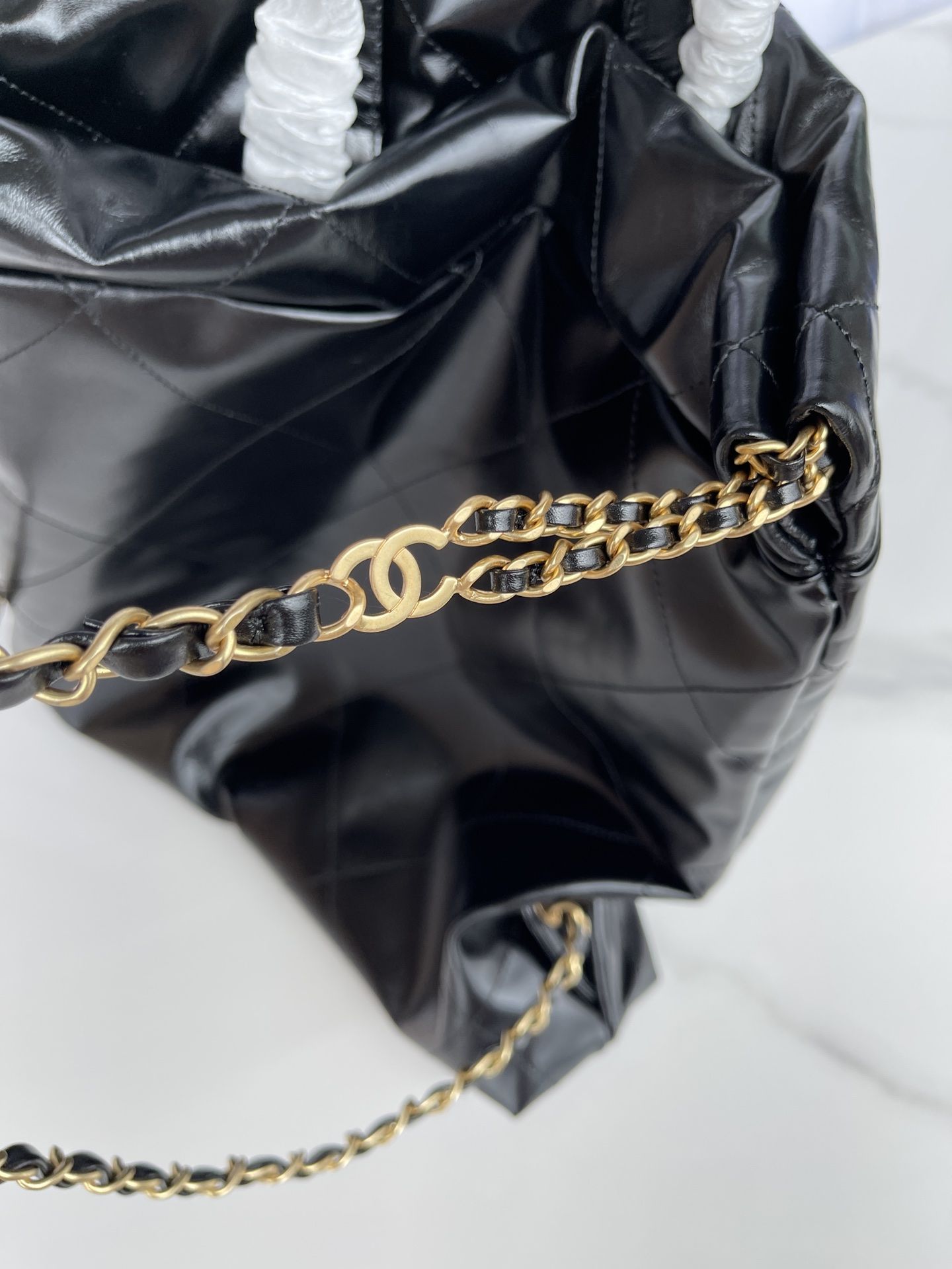 CHANEL Large Back Pack CHANEL 22 Black Shiny Calfskin Gold Tone Metal