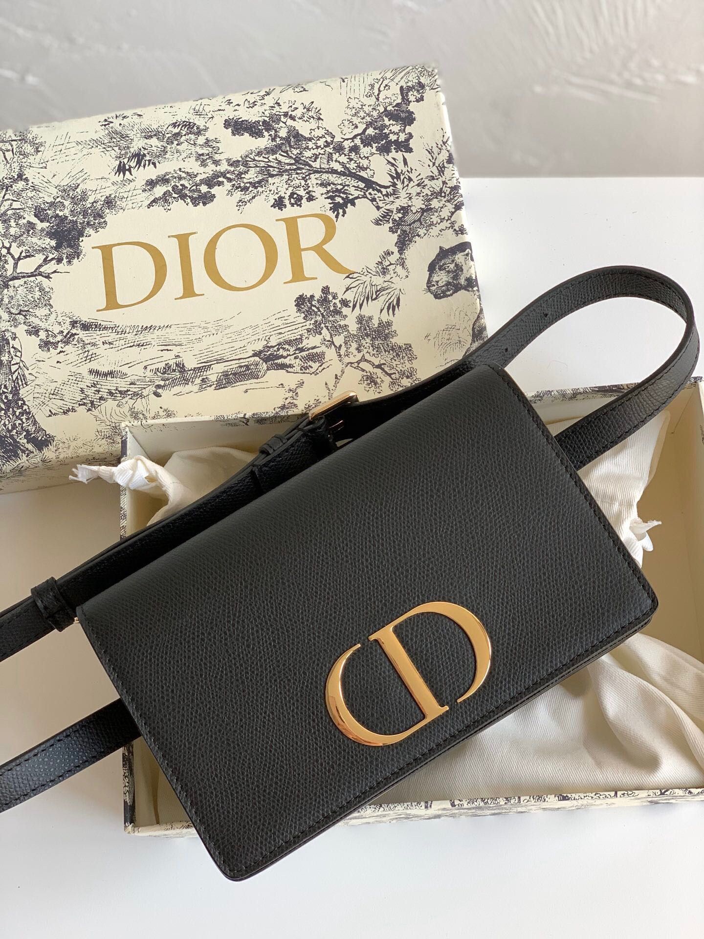 Dior 30 Montaigne 2 In 1 Belt Bag In Black Calfskin