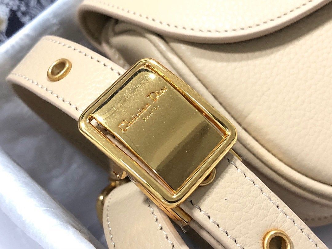 Dior Bobby Medium Bag In Beige Grained Calfskin