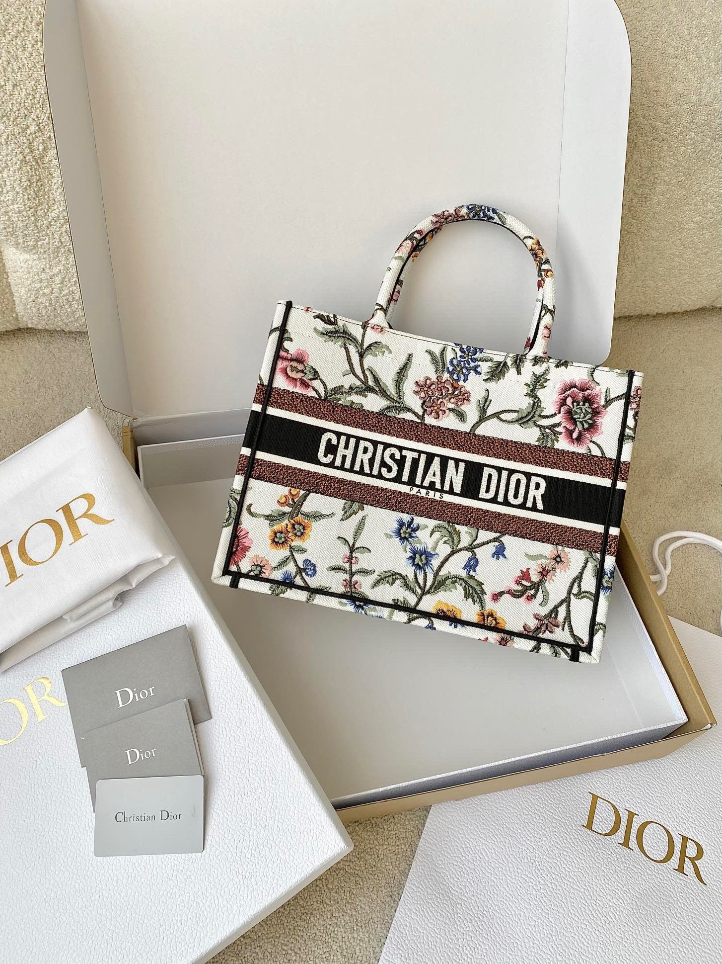 Dior Medium Book Tote Bag In White Dior Petites Fleurs Embroidery