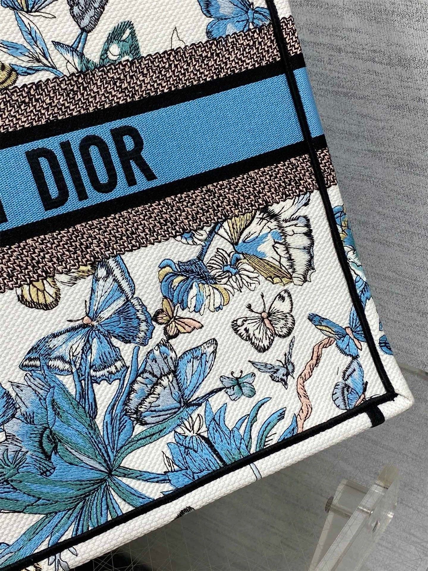 Dior Large Book Tote Bag in White and Blue Toile de Jouy Mexico Embroidery