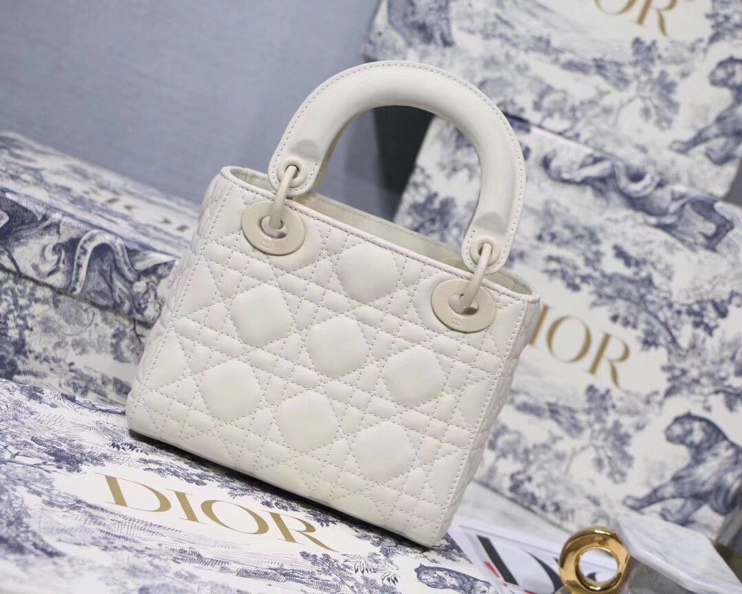 Dior Lady Dior Mini Chain Bag In White Ultramatte Calfskin