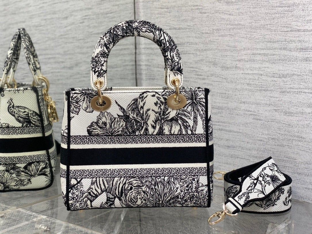 Dior Lady D-Lite Medium Bag In White Toile de Jouy Voyage Embroidery