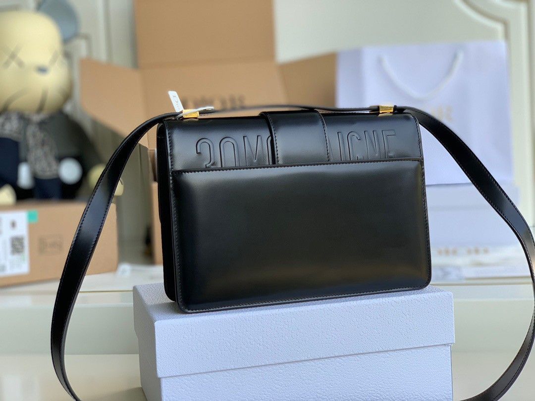 Dior 30 Montaigne Medium Bag In Black Box Calfskin