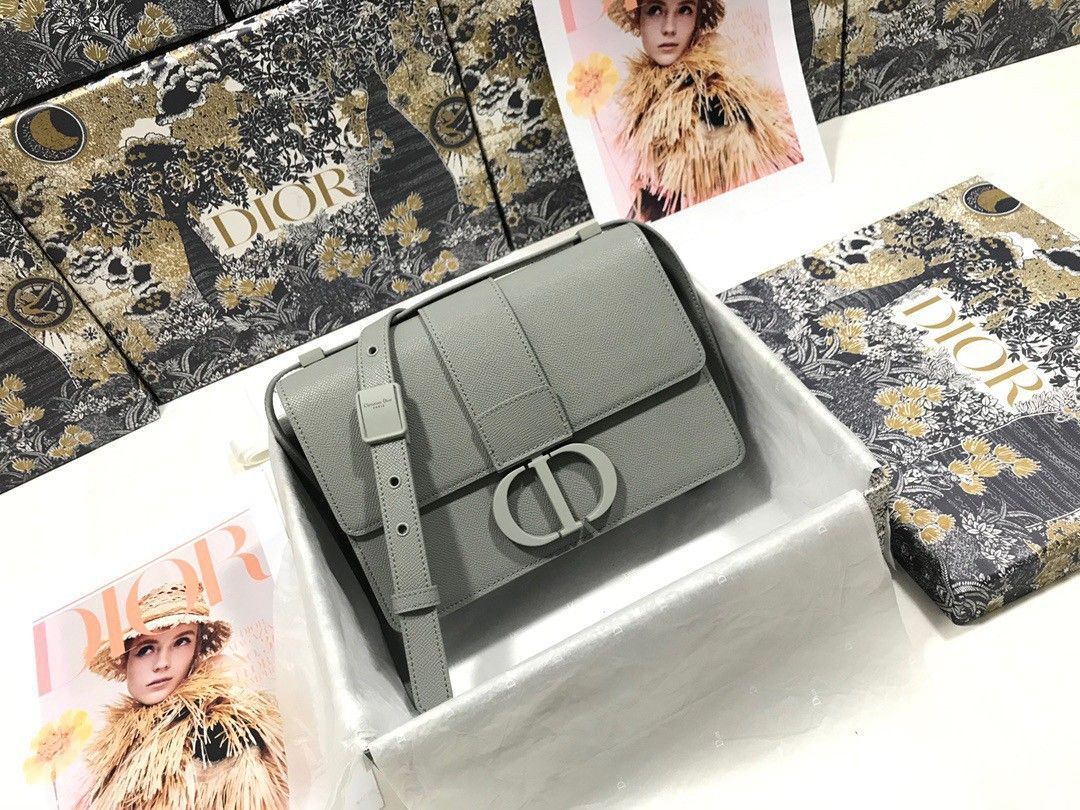 Dior 30 Montaigne Medium Bag In Grey Ultramatte Grained Calfskin