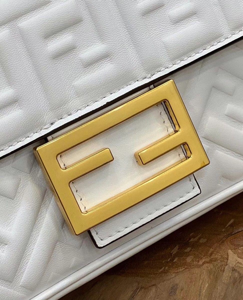 Fendi Baguette Chain Midi Bag In White Nappa Leather