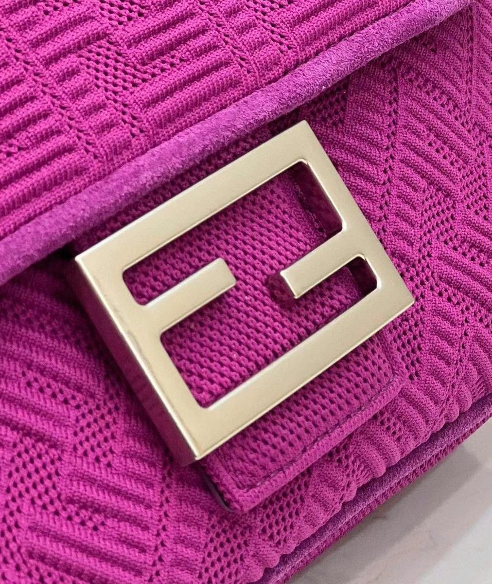 Fendi Baguette Chain Midi Bag In Fuchsia FF Fabric