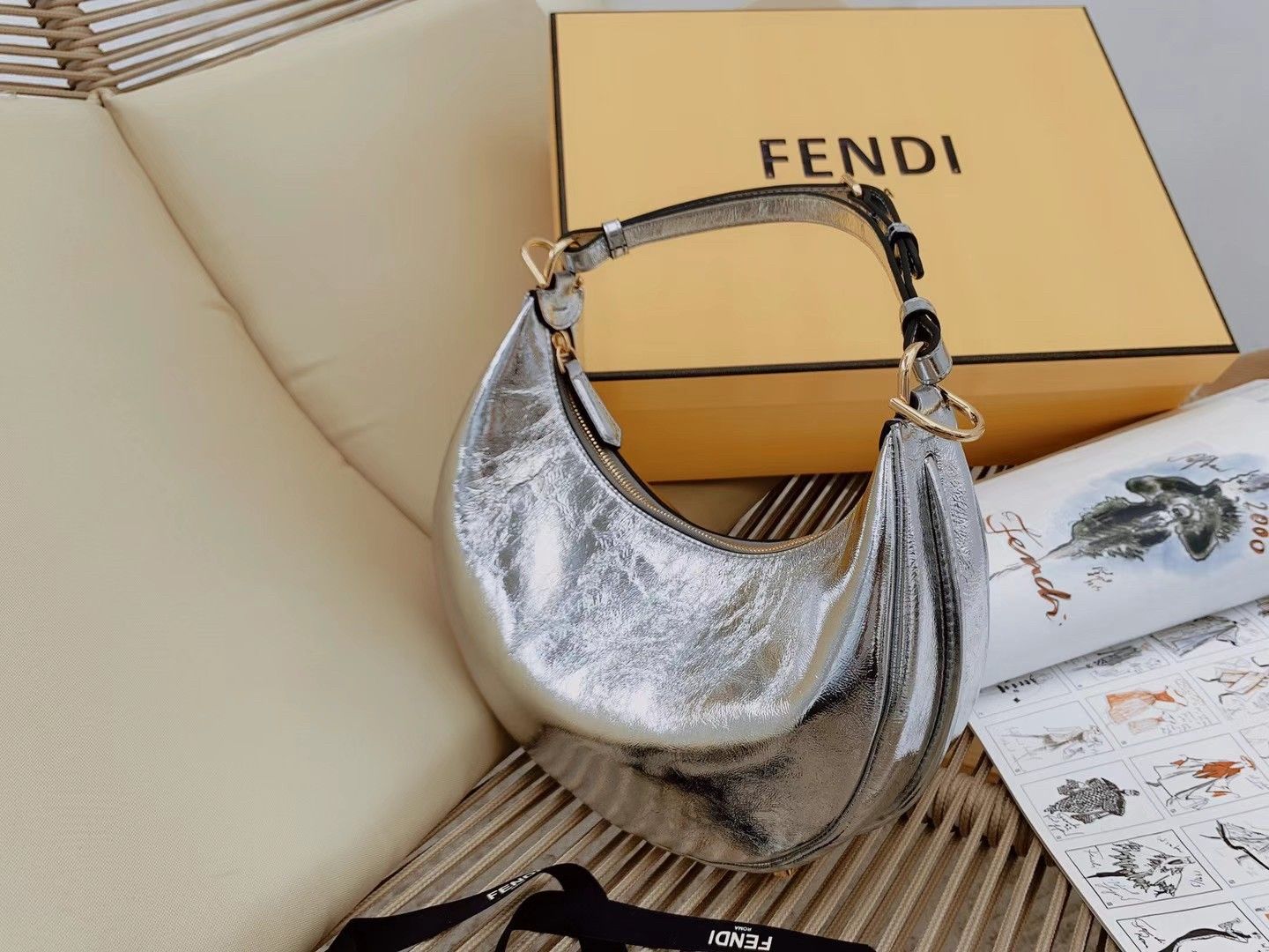 Fendi Fendigraphy Small Hobo Bag In Silver Metallic Leather