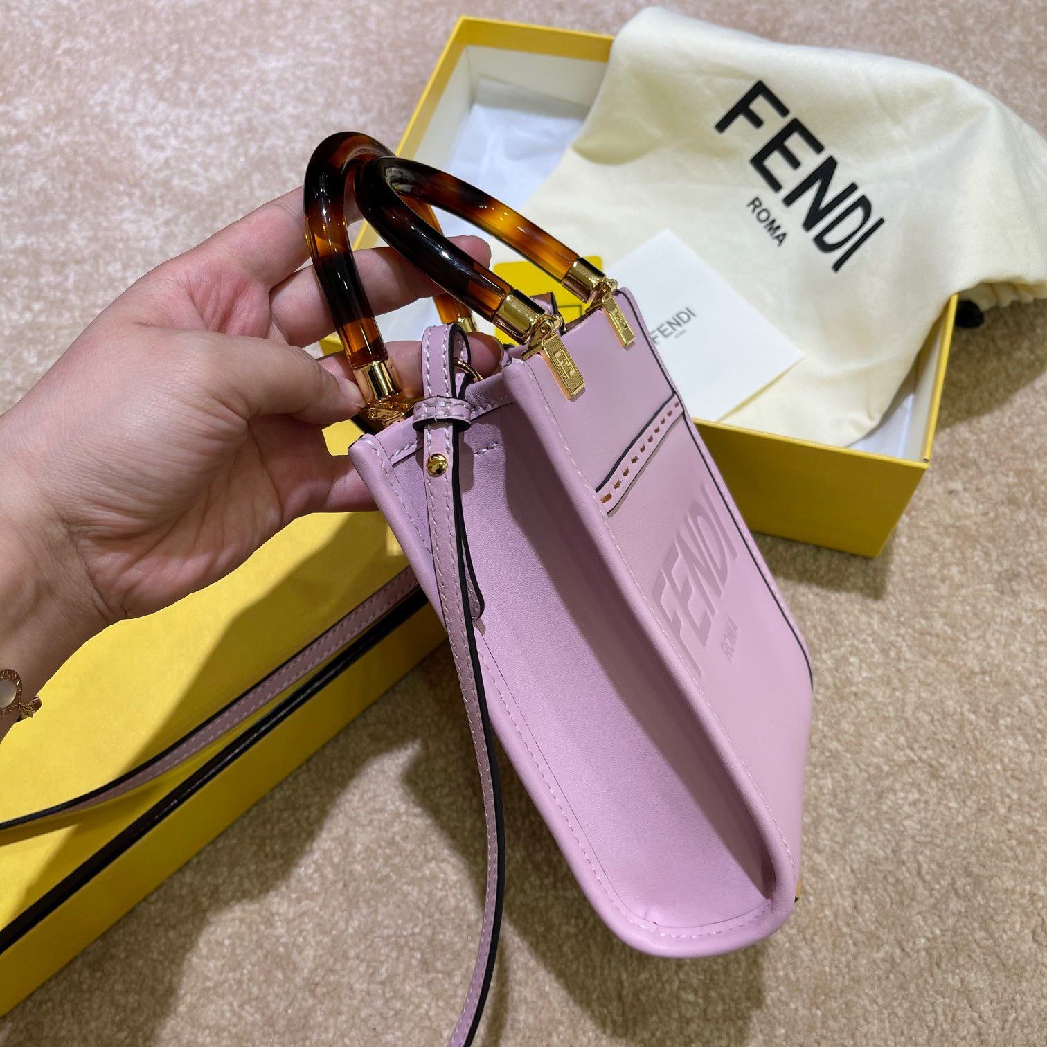 Fendi Mini Sunshine Shopper Bag In Lilas Leather