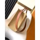 Fendi Sunshine Medium Tote Bag in Natural Straw