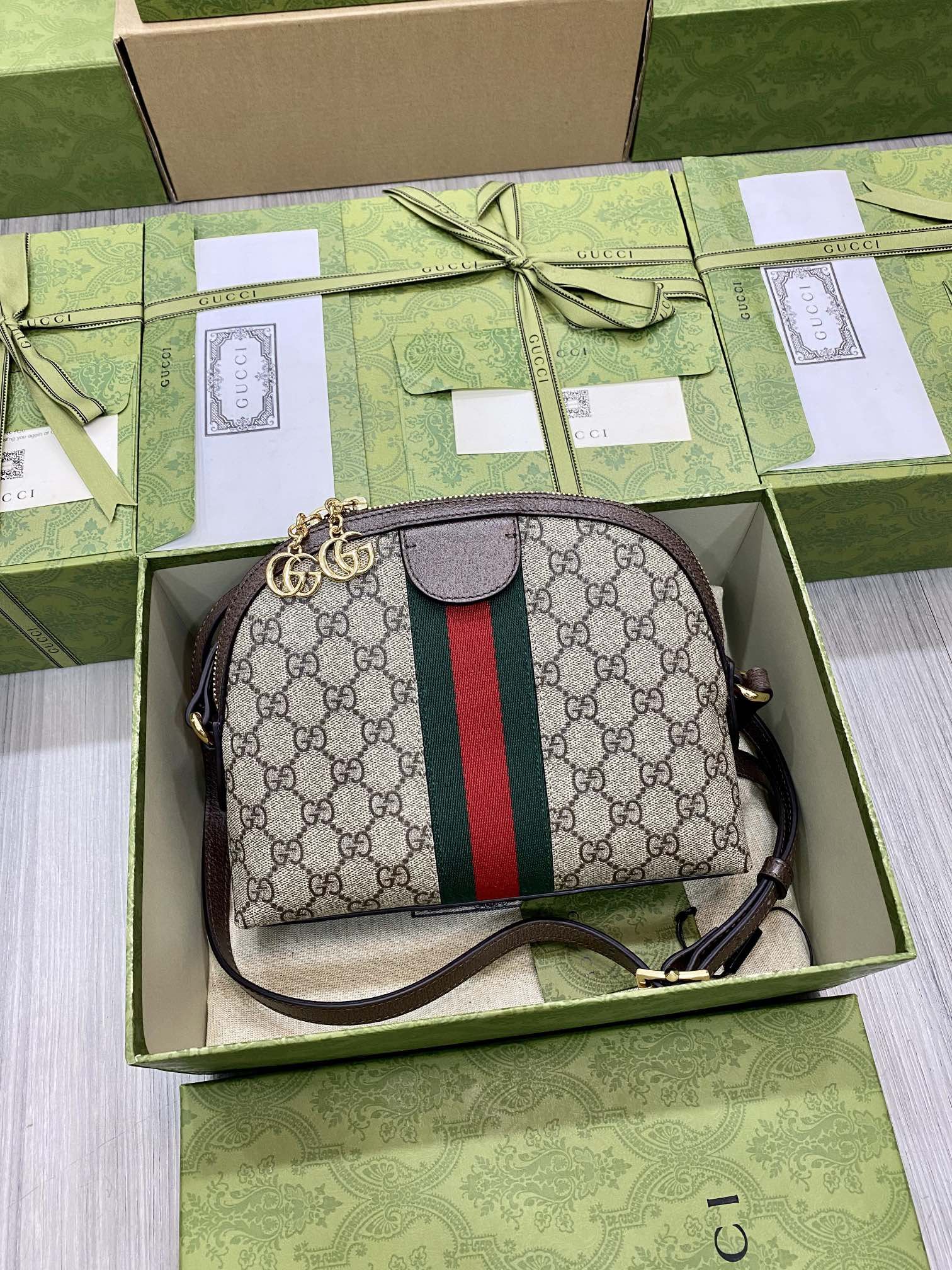 Gucci Ophidia Gg Small Shoulder Bag Gg Supreme