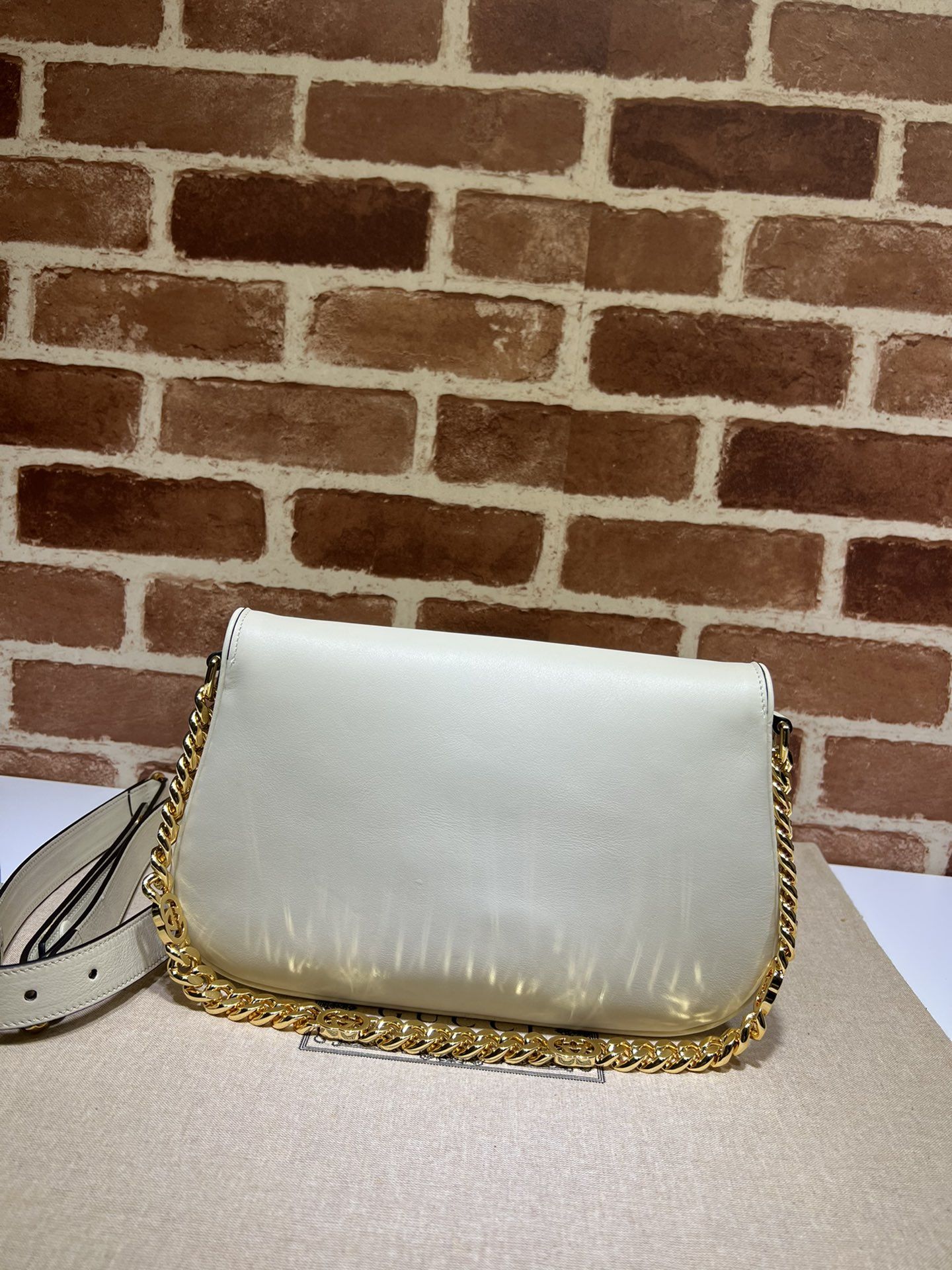 Gucci Blondie Shoulder Bag  White Leather