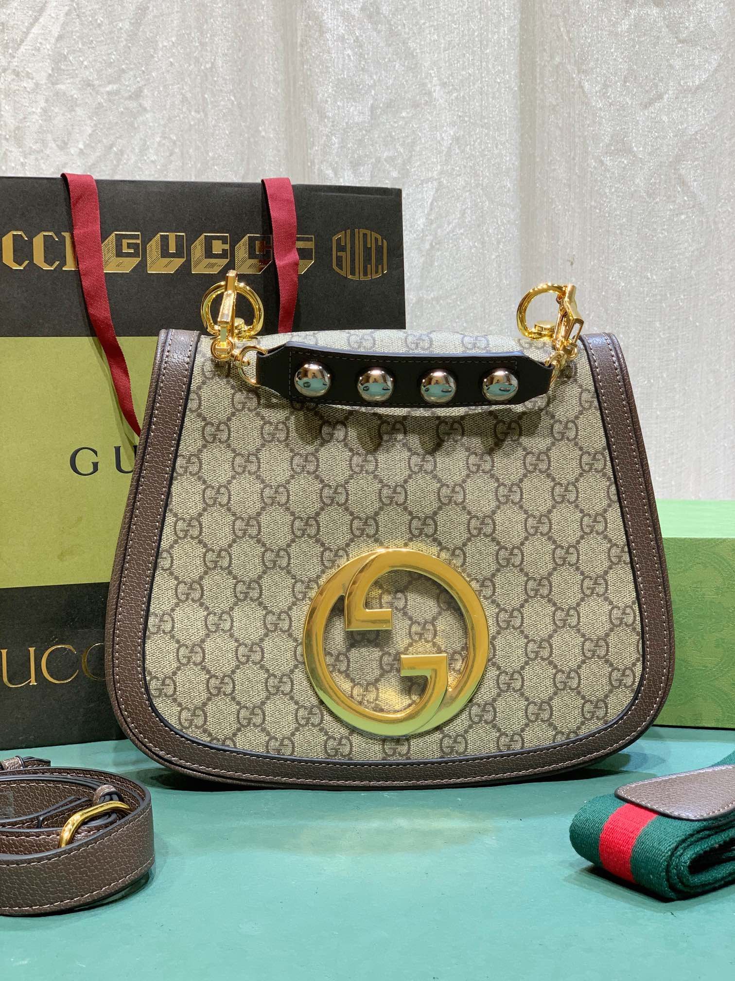 Gucci Blondie Medium Top Handle Bag Beige And Ebony Gg Supreme