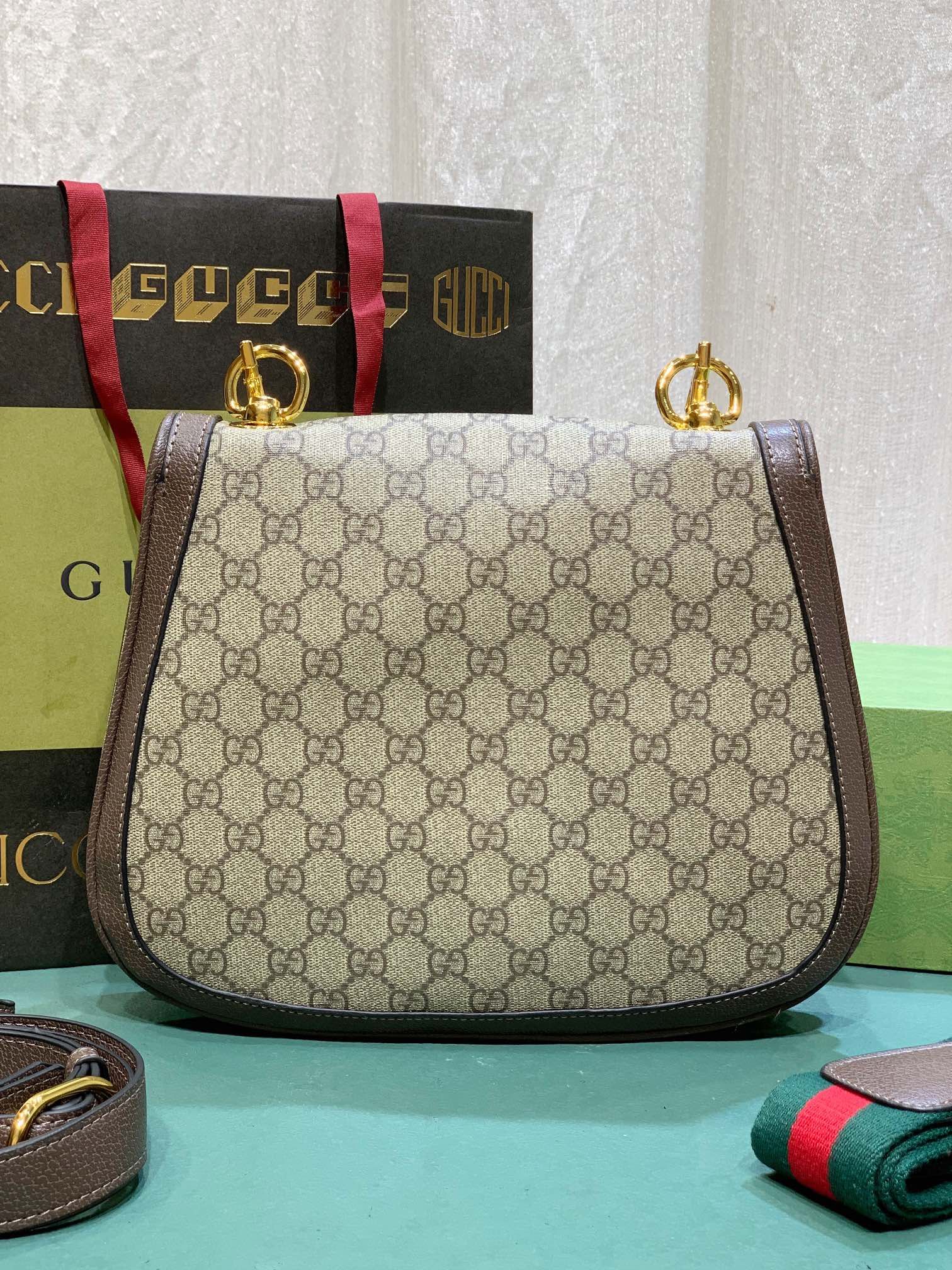 Gucci Blondie Medium Top Handle Bag Beige And Ebony Gg Supreme