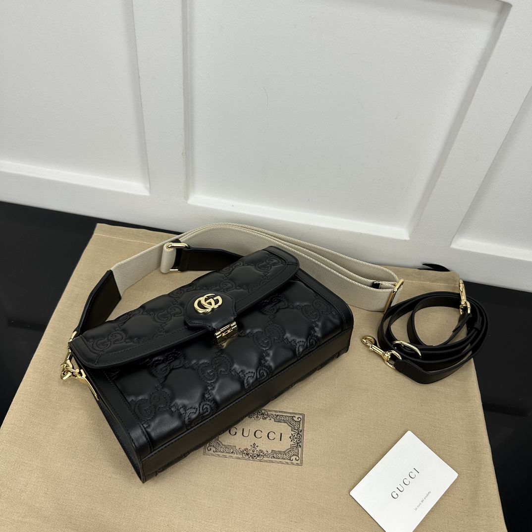 Gucci Gg Matelassé Small Bag Black Leather