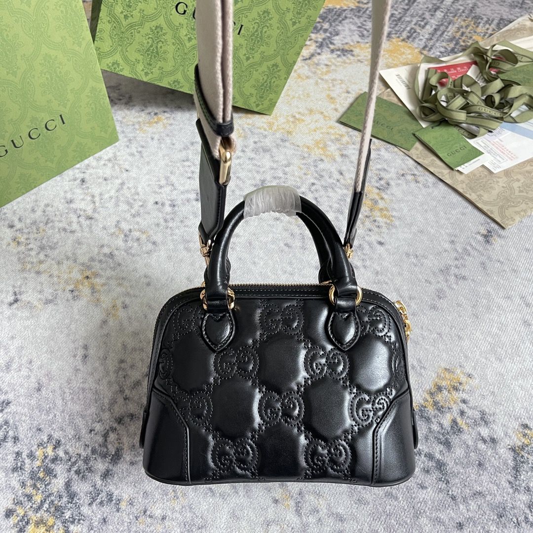 Gucci Gg Matelassé Handbag Black Leather